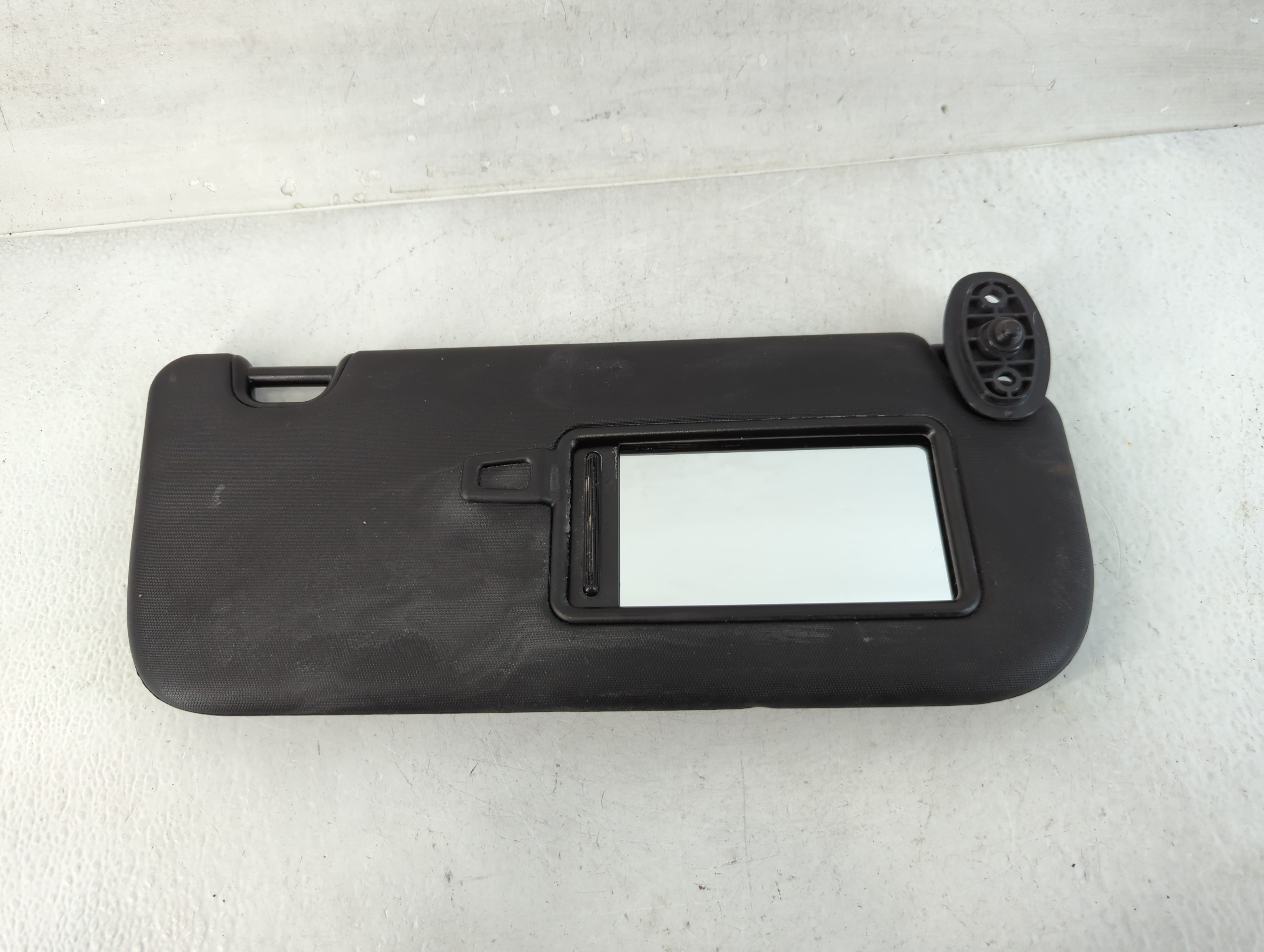 2014-2019 Kia Soul Sun Visor Shade Replacement Passenger Right Mirror Fits Fits 2014 2015 2016 2017 2018 2019 OEM Used Auto Parts - Oemusedautoparts1.com
