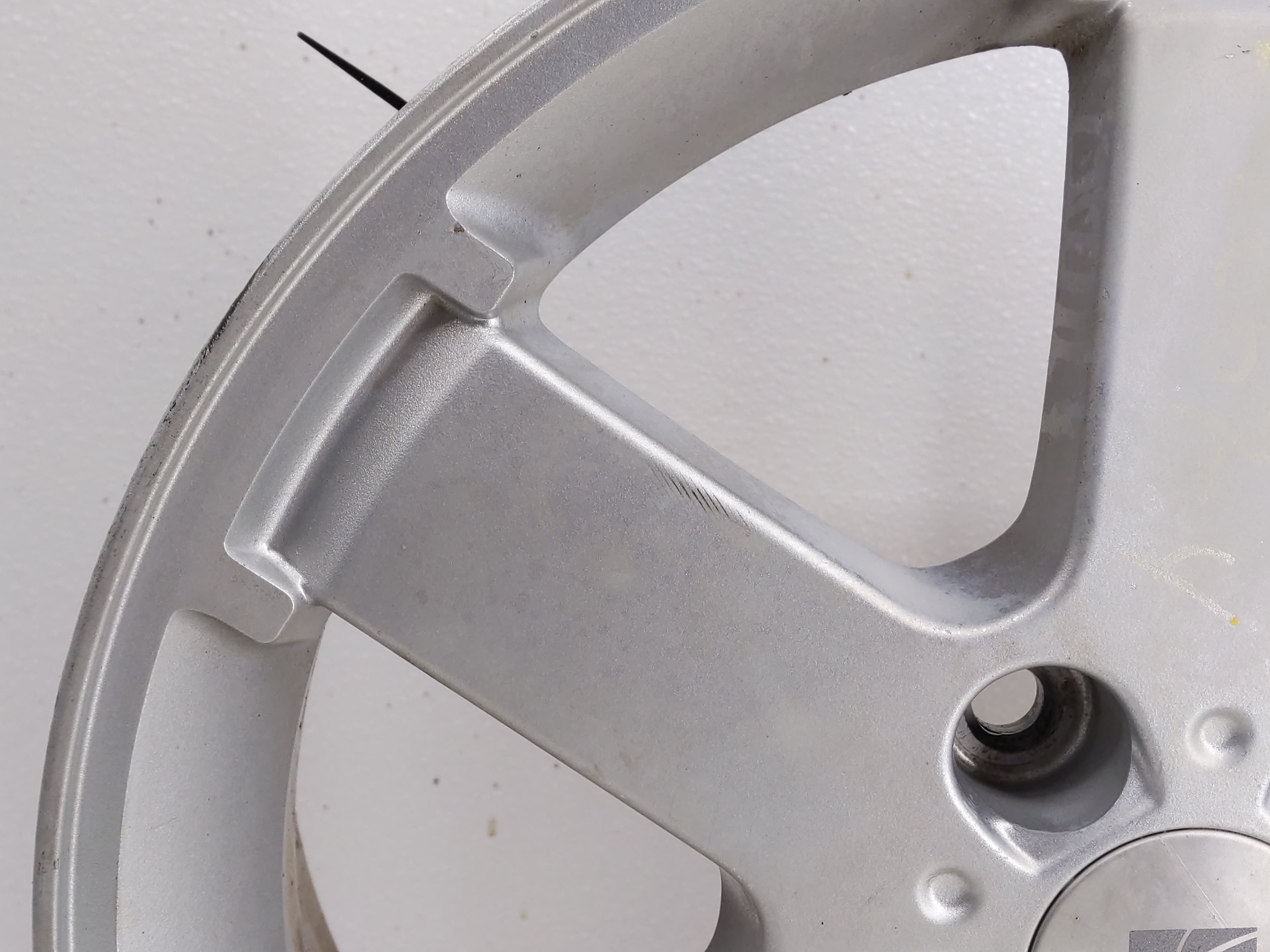 2005-2005 Saturn Relay Wheel Rim Oem - Oemusedautoparts1.com