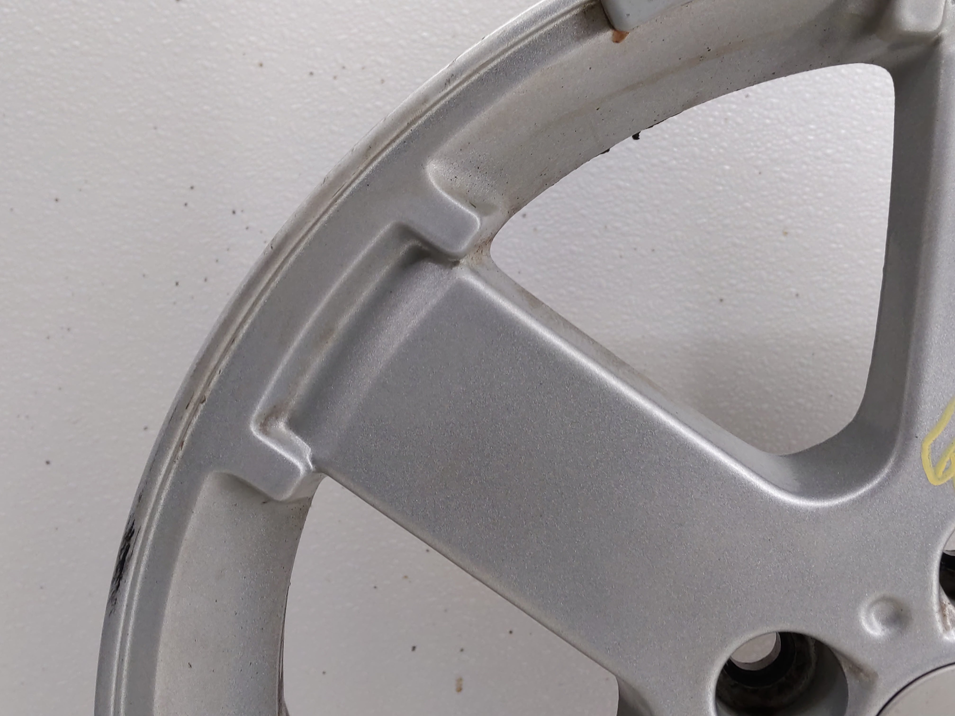 2005-2005 Saturn Relay Wheel Rim Oem - Oemusedautoparts1.com