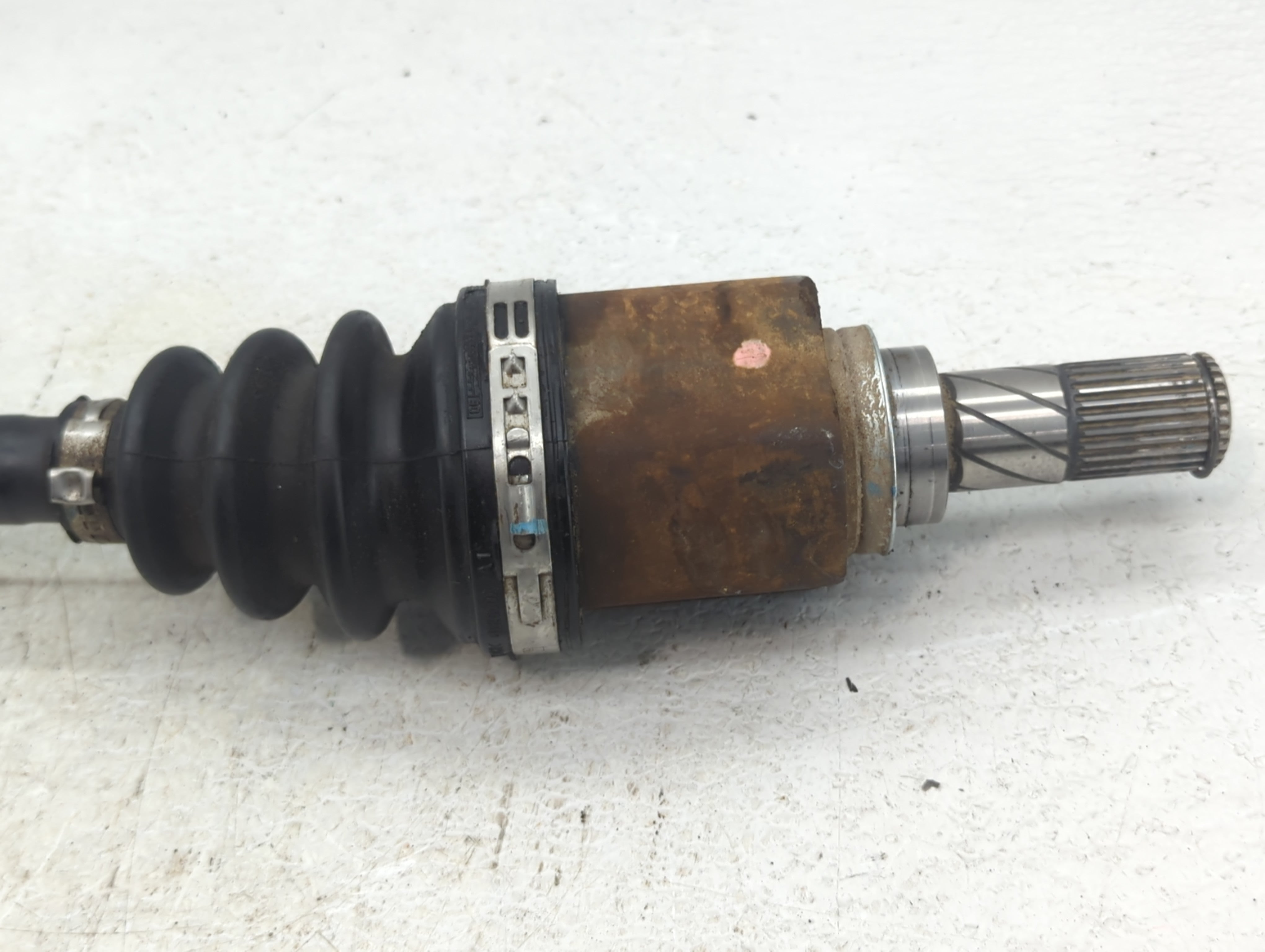2012-2019 Nissan Versa Axle Shaft Front Passenger Cv C/v - Oemusedautoparts1.com