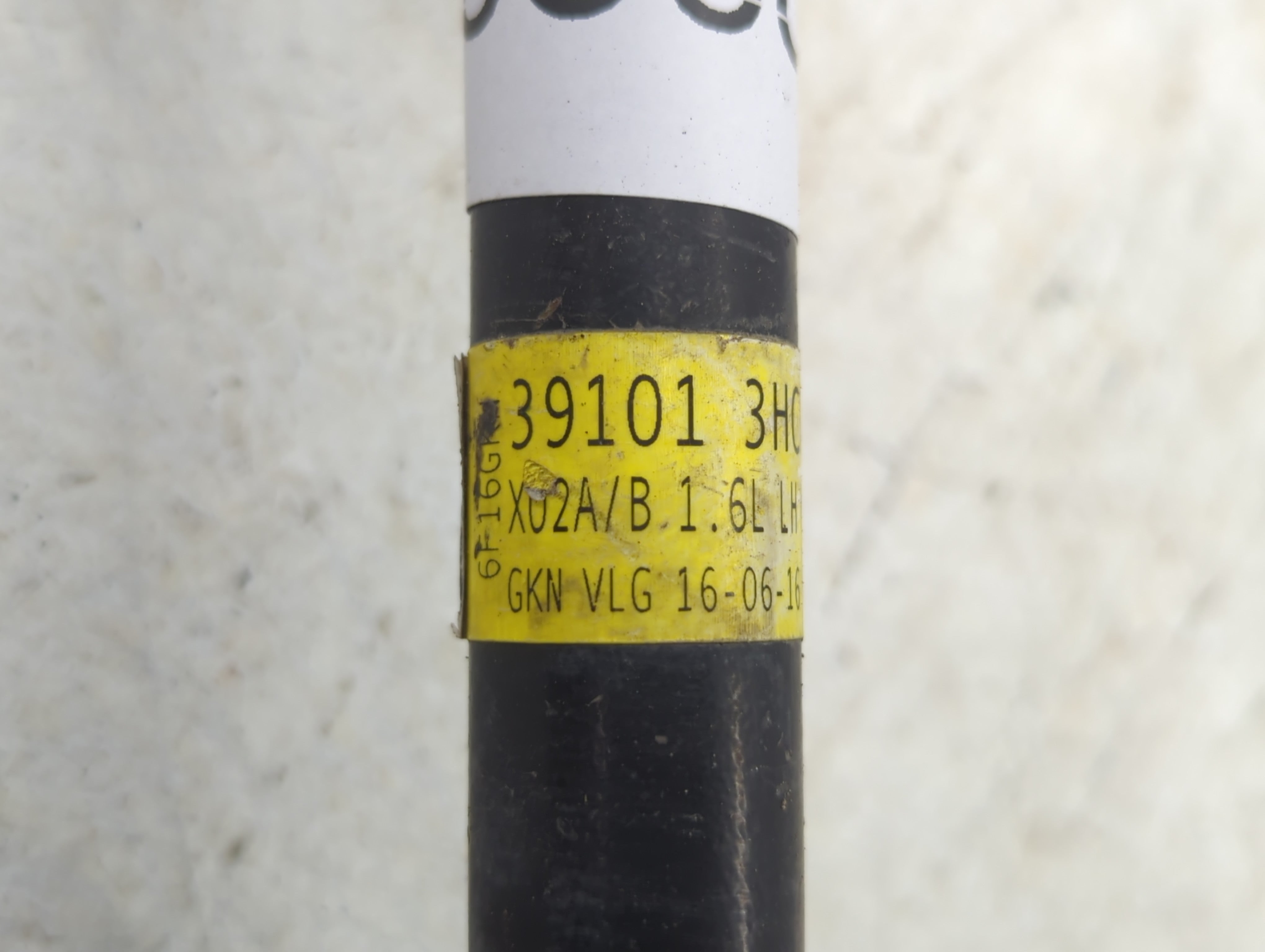 2012-2019 Nissan Versa Axle Shaft Front Driver Cv C/v - Oemusedautoparts1.com