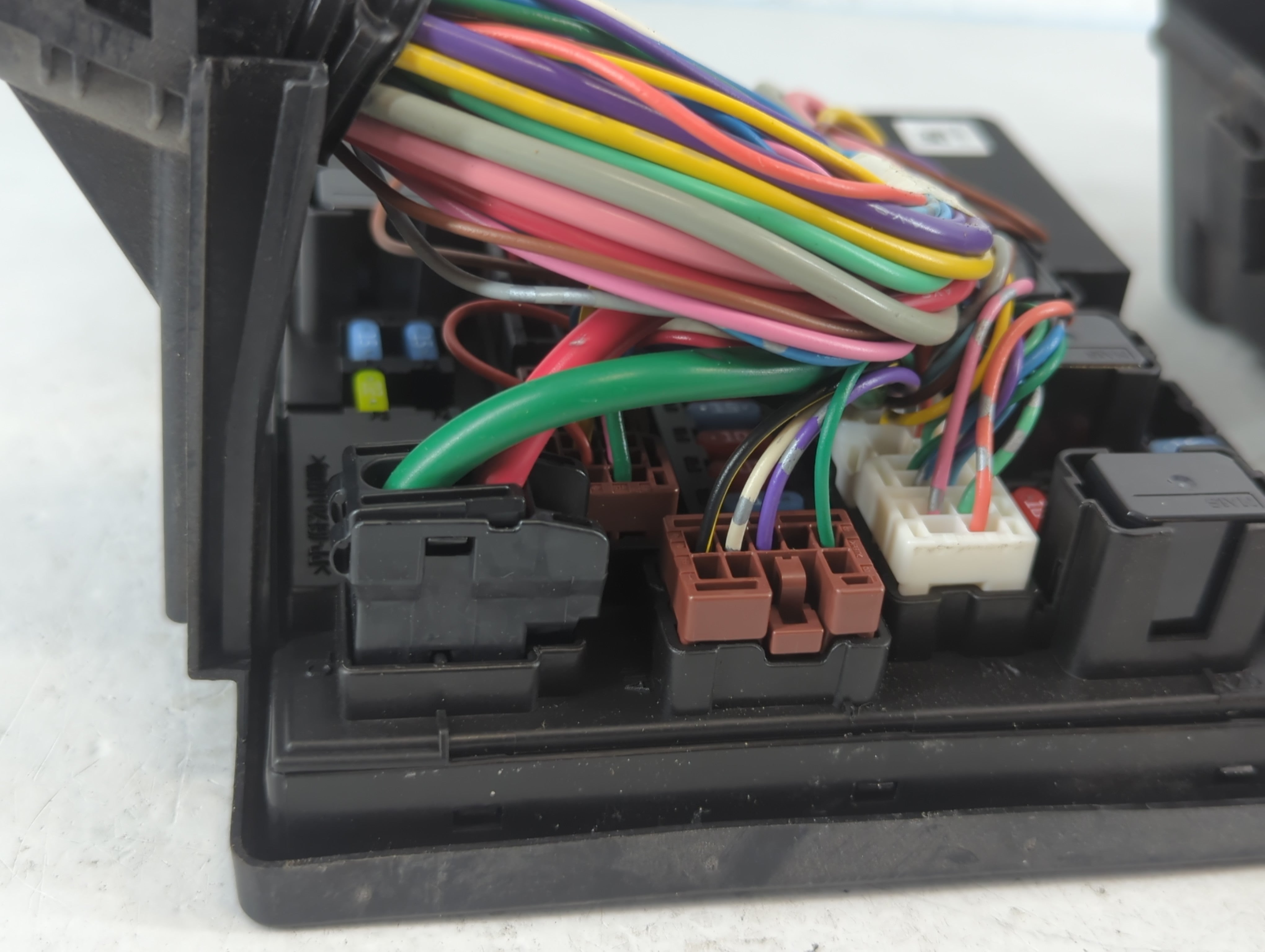 2013-2019 Nissan Sentra Fusebox Fuse Box Panel Relay Module P/N:284B7 1KM0B Fits Fits 2013 2014 2015 2016 2017 2018 2019 OEM Used Auto Parts - Oemusedautoparts1.com