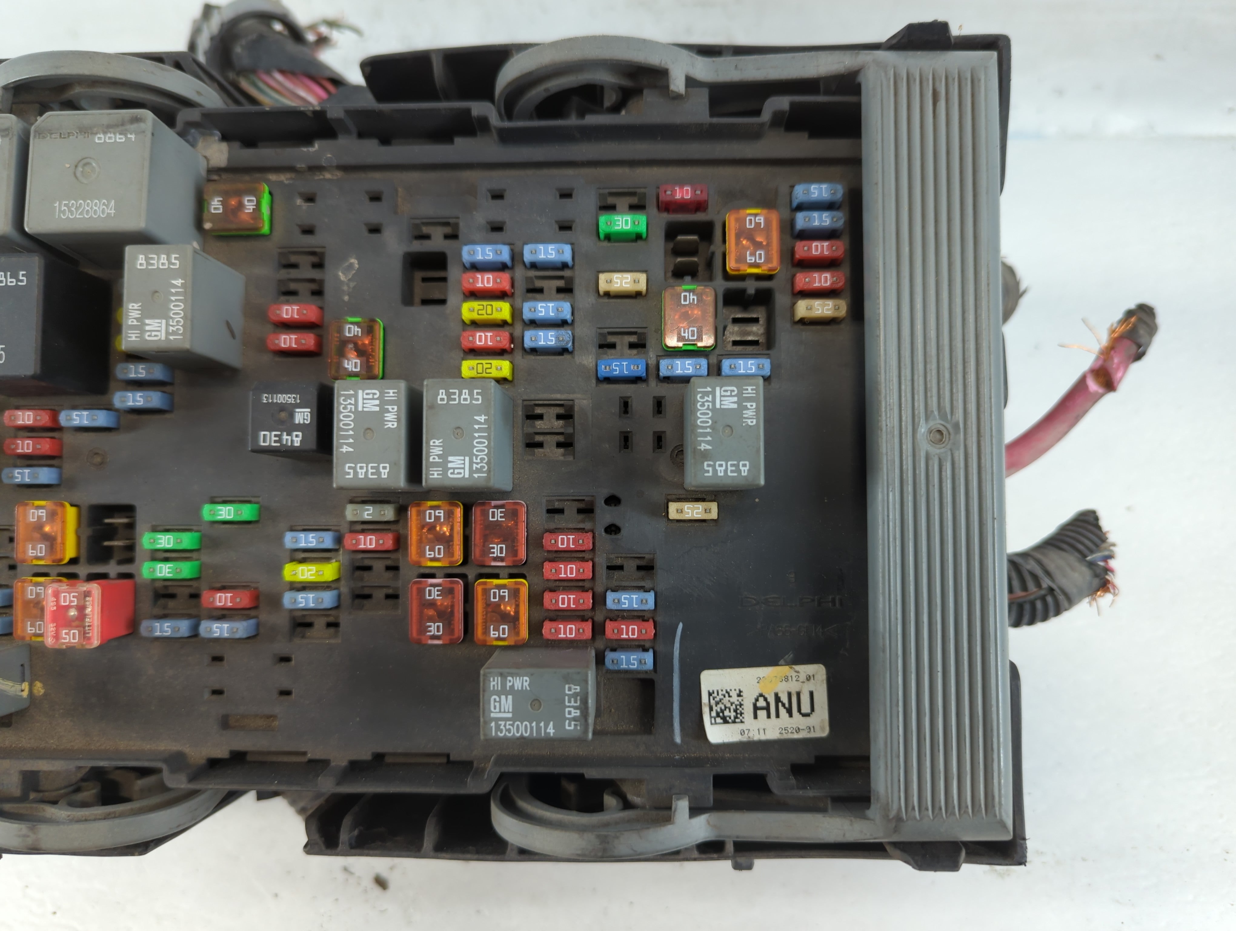 2010-2013 Chevrolet Silverado 1500 Fusebox Fuse Box Panel Relay Module P/N:28976812 Fits Fits 2010 2011 2012 2013 OEM Used Auto Parts - Oemusedautoparts1.com