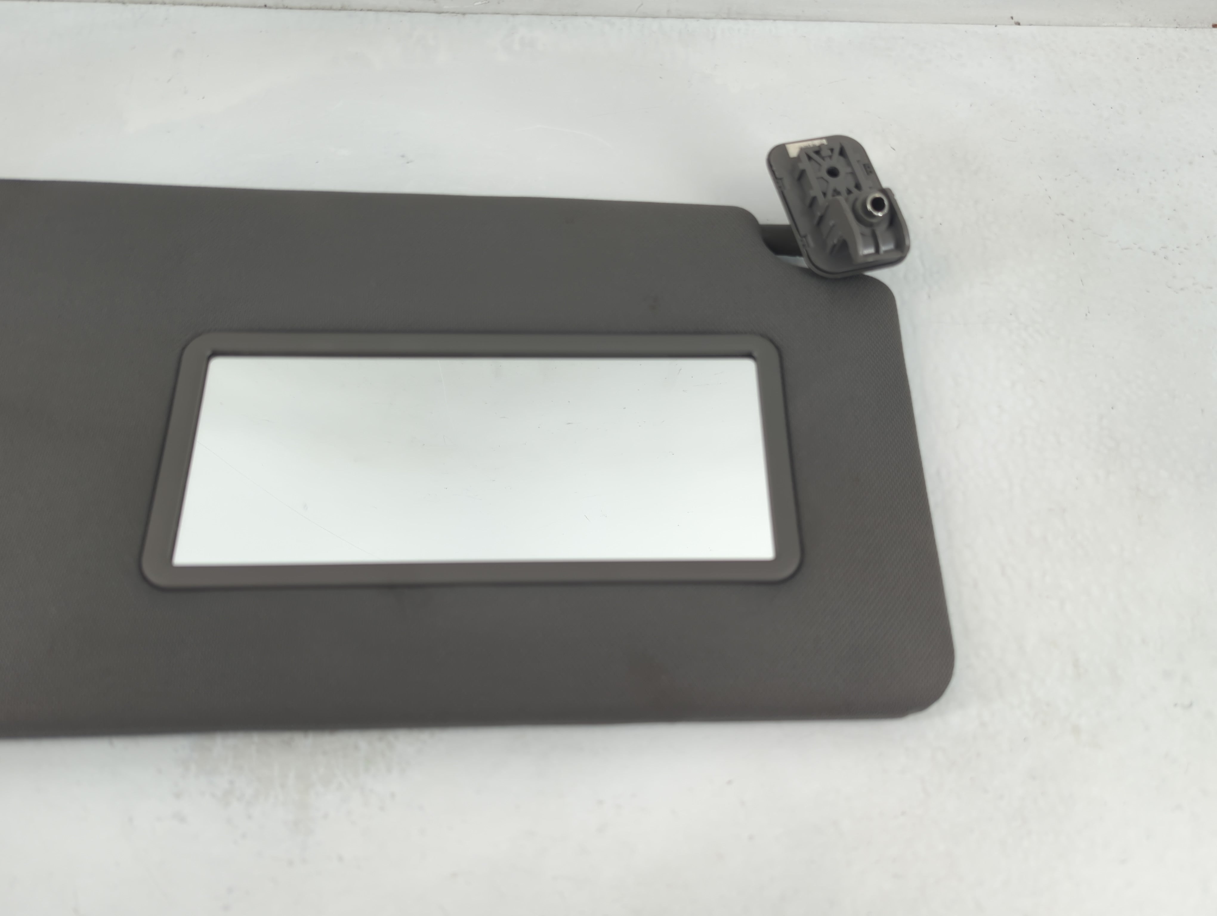 2015-2017 Ford F-150 Sun Visor Shade Replacement Driver Left Mirror Fits Fits 2015 2016 2017 OEM Used Auto Parts - Oemusedautoparts1.com
