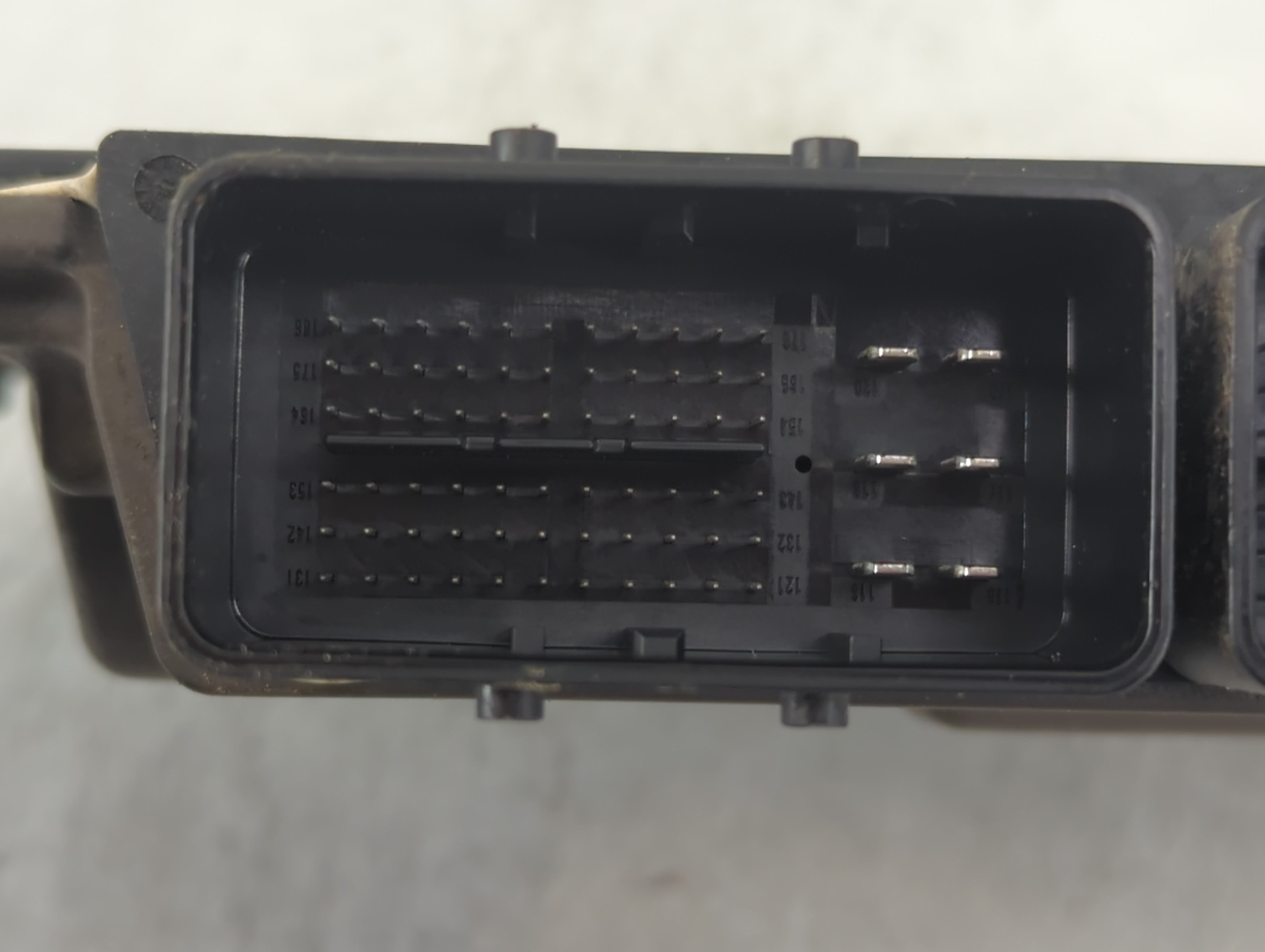 2017-2018 Subaru Impreza PCM Engine Control Computer ECU ECM PCU OEM P/N:22765A J60A Fits Fits 2017 2018 OEM Used Auto Parts - Oemusedautoparts1.com