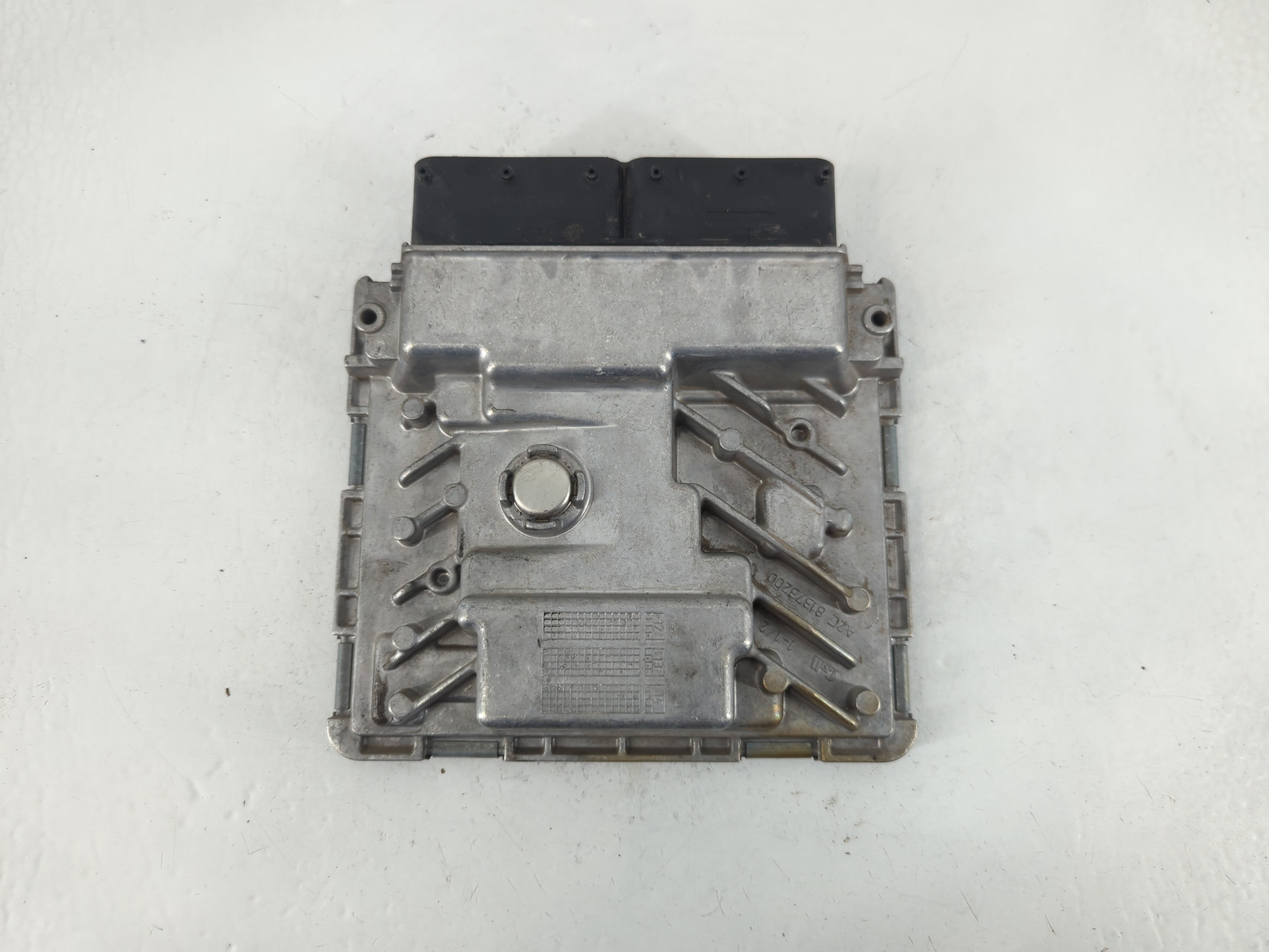 2015 Volkswagen Passat PCM Engine Control Computer ECU ECM PCU OEM P/N:06K 907 425 C 06K 906 071 K Fits OEM Used Auto Parts - Oemusedautoparts1.com
