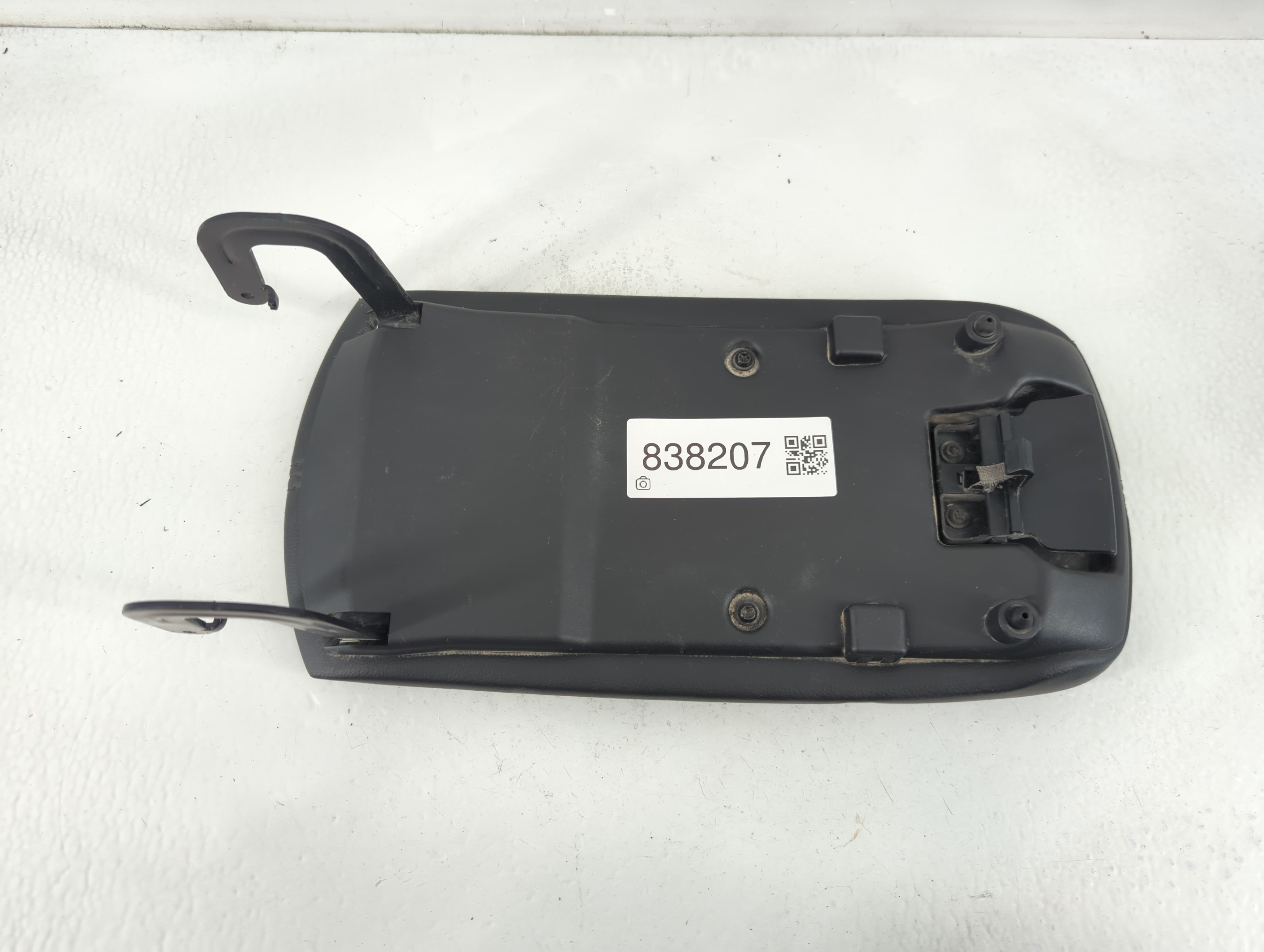 2020 Chevrolet Malibu Center Console Armrest Cover Lid Fits OEM Used Auto Parts - Oemusedautoparts1.com