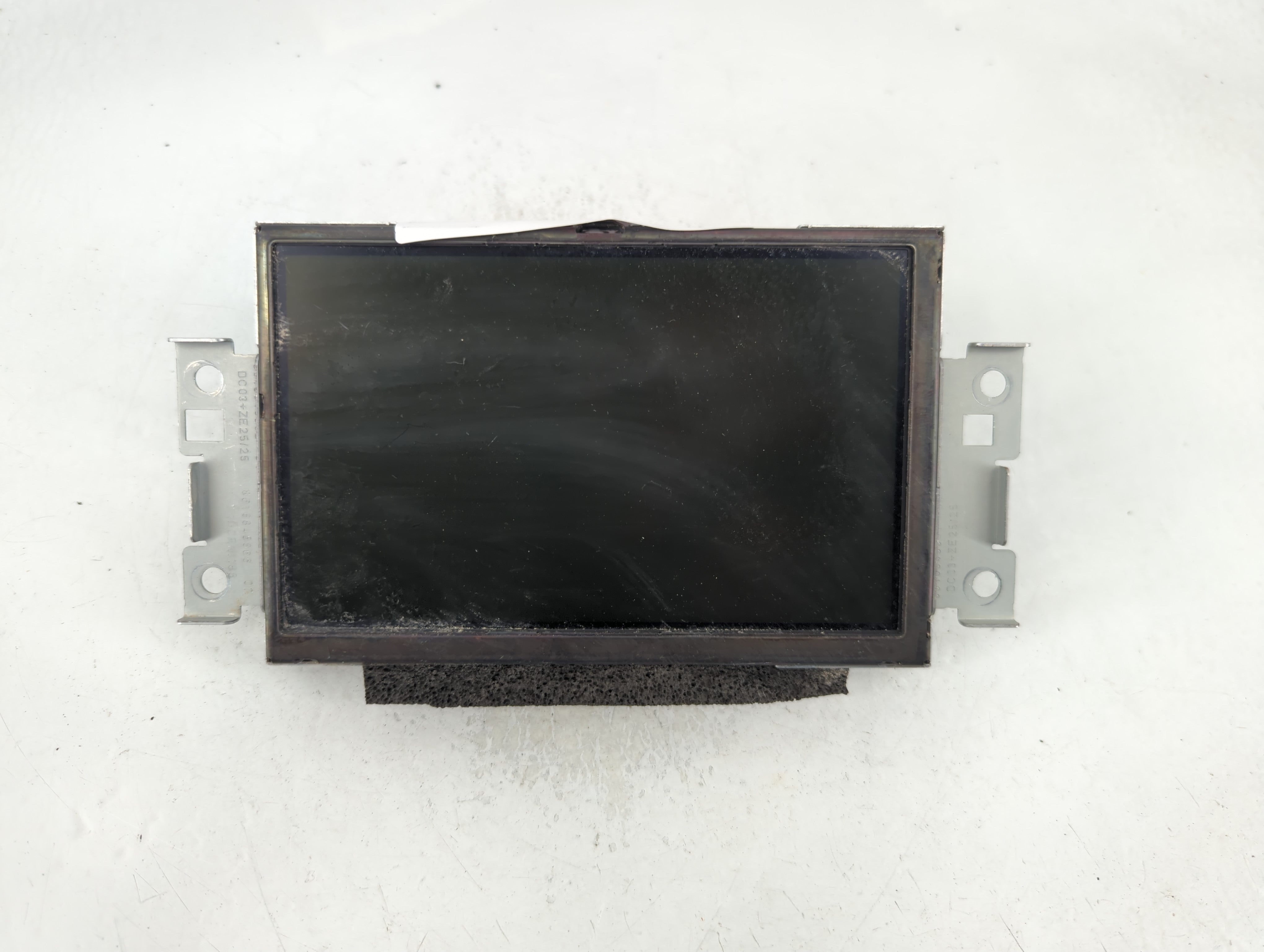 2011-2015 Volvo S60 Information Display Screen - Oemusedautoparts1.com