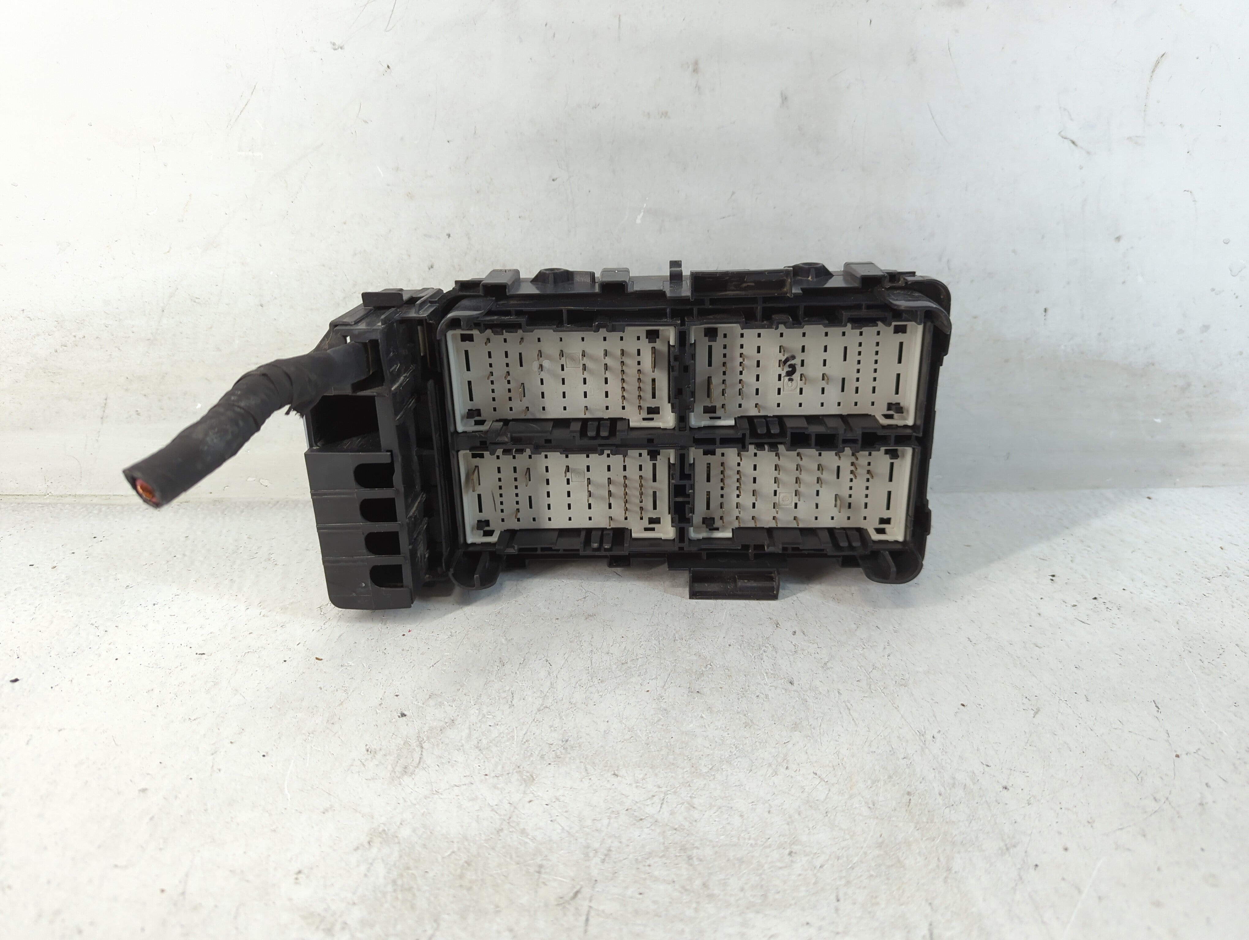 2019 Chevrolet Malibu Fusebox Fuse Box Panel Relay Module P/N:84533822_01 Fits OEM Used Auto Parts - Oemusedautoparts1.com