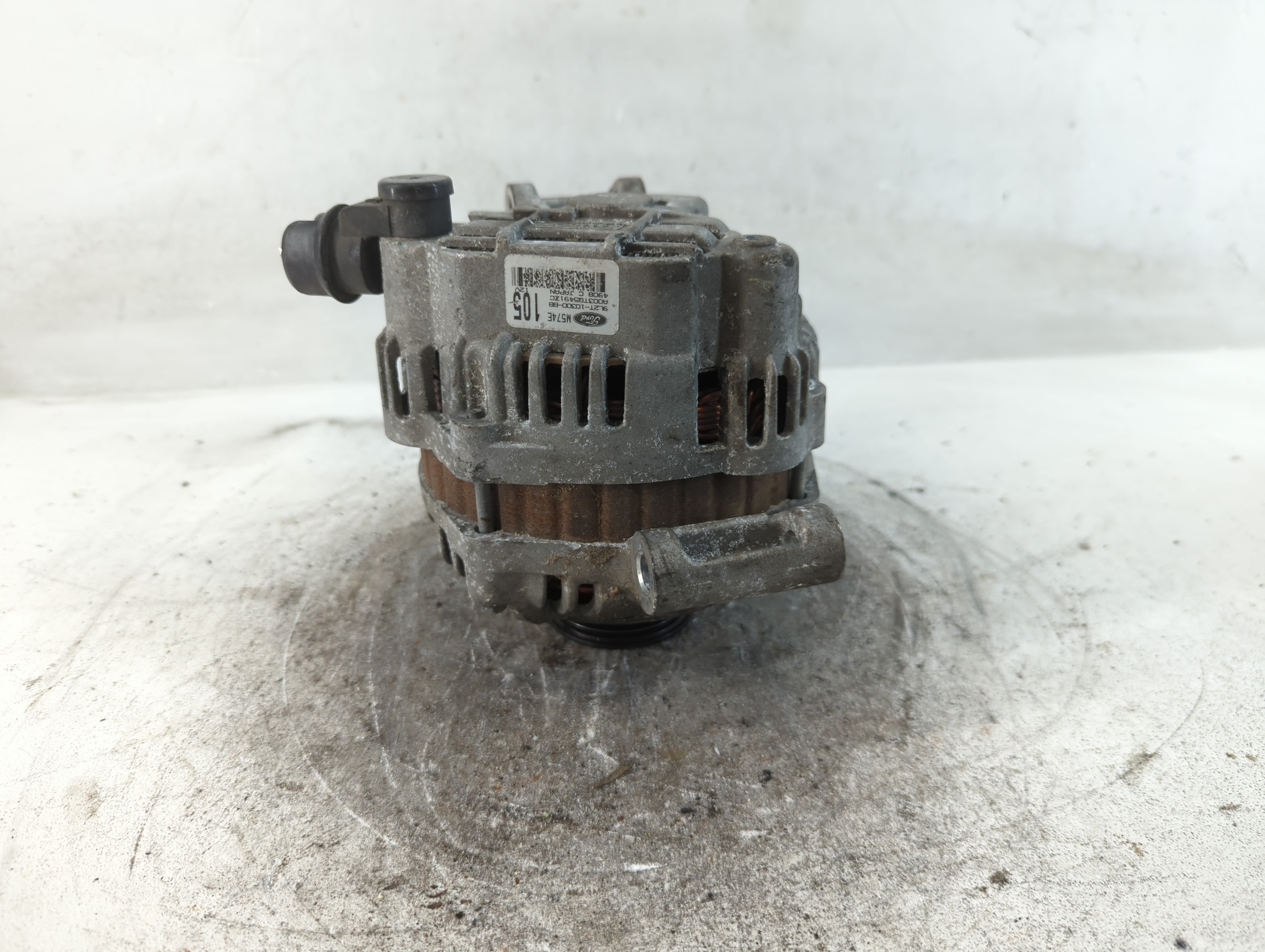 2009-2010 Ford Explorer Alternator Replacement Generator Charging Assembly Engine OEM P/N:9L2T-10300-BB Fits Fits 2009 2010 OEM Used Auto Parts - Oemusedautoparts1.com