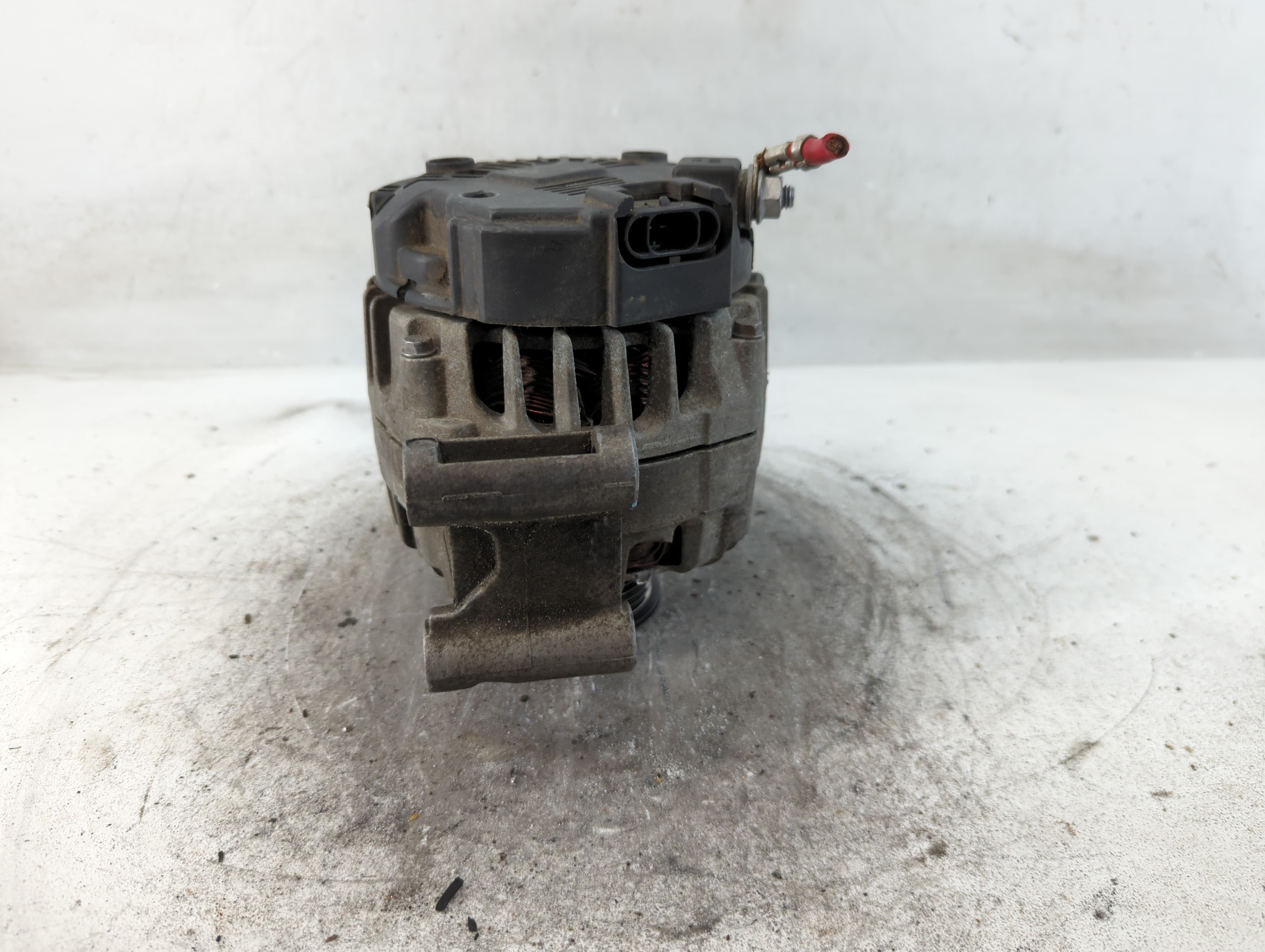 2007-2012 Chevrolet Colorado Alternator Replacement Generator Charging Assembly Engine OEM P/N:25925948 Fits OEM Used Auto Parts - Oemusedautoparts1.com