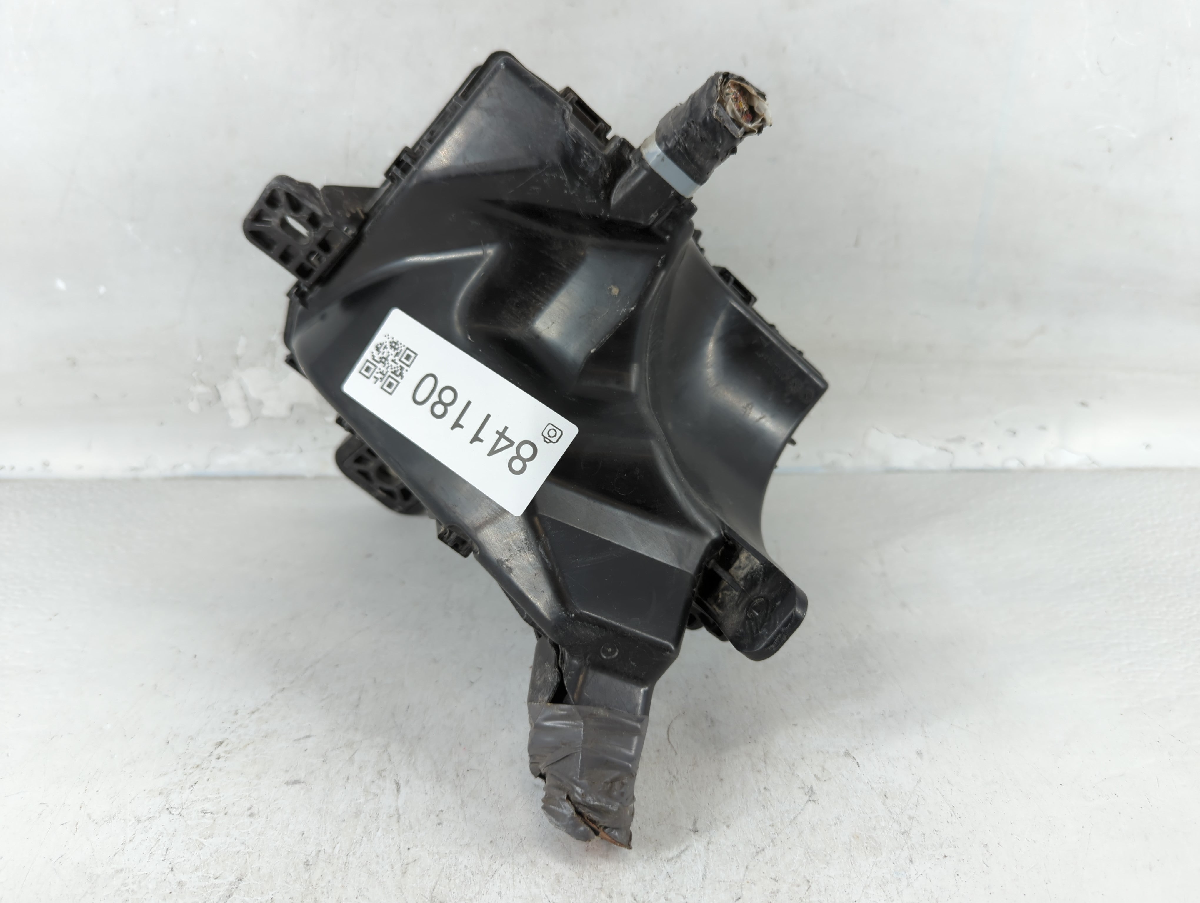 2013-2019 Toyota Prius C Fusebox Fuse Box Panel Relay Module P/N:82662-52740 Fits Fits 2013 2014 2015 2016 2017 2018 2019 OEM Used Auto Parts - Oemusedautoparts1.com