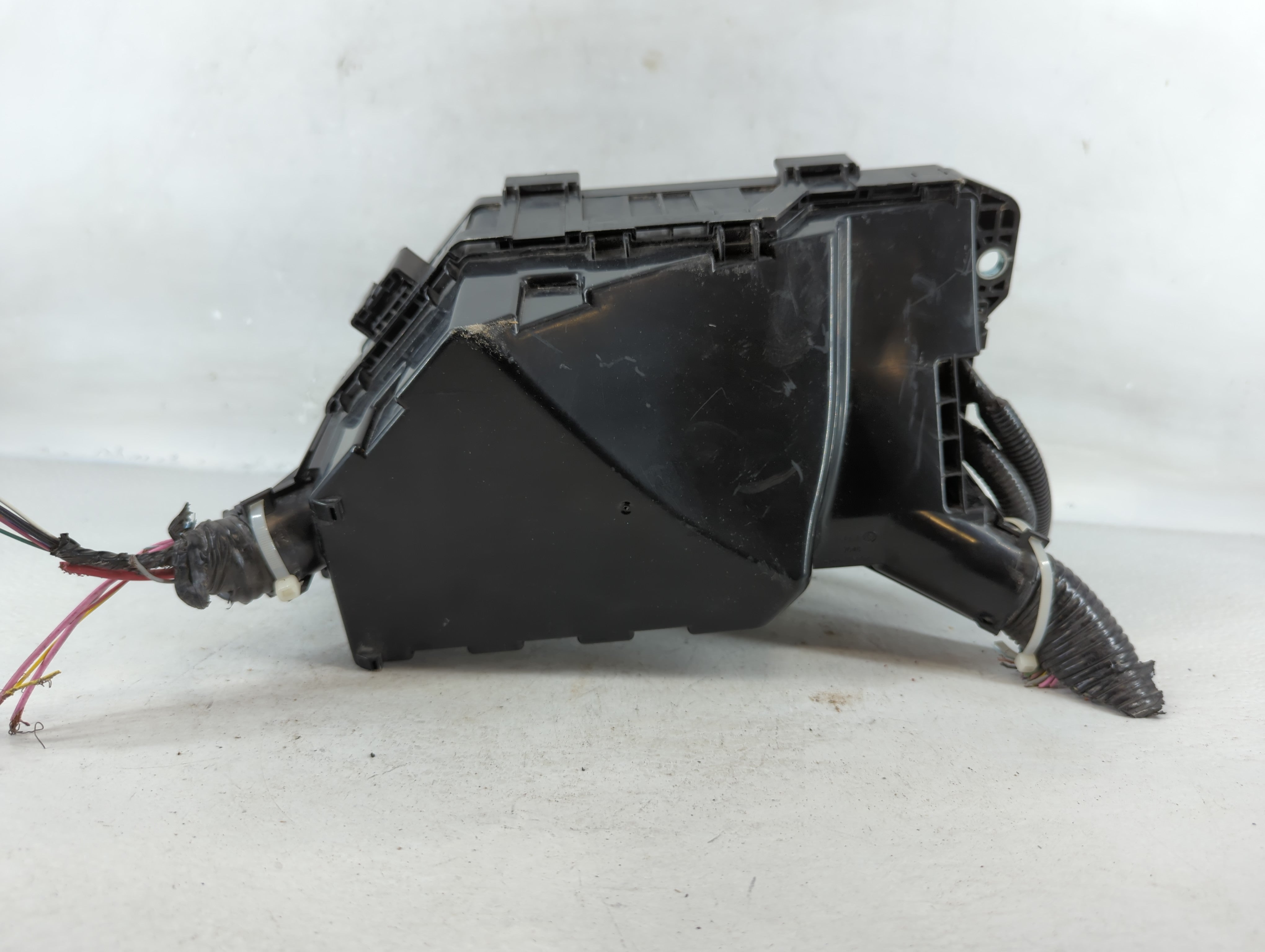 2018-2020 Honda Accord Fusebox Fuse Box Panel Relay Module P/N:7470-5366 30-TVA-A011 Fits Fits 2018 2019 2020 OEM Used Auto Parts - Oemusedautoparts1.com