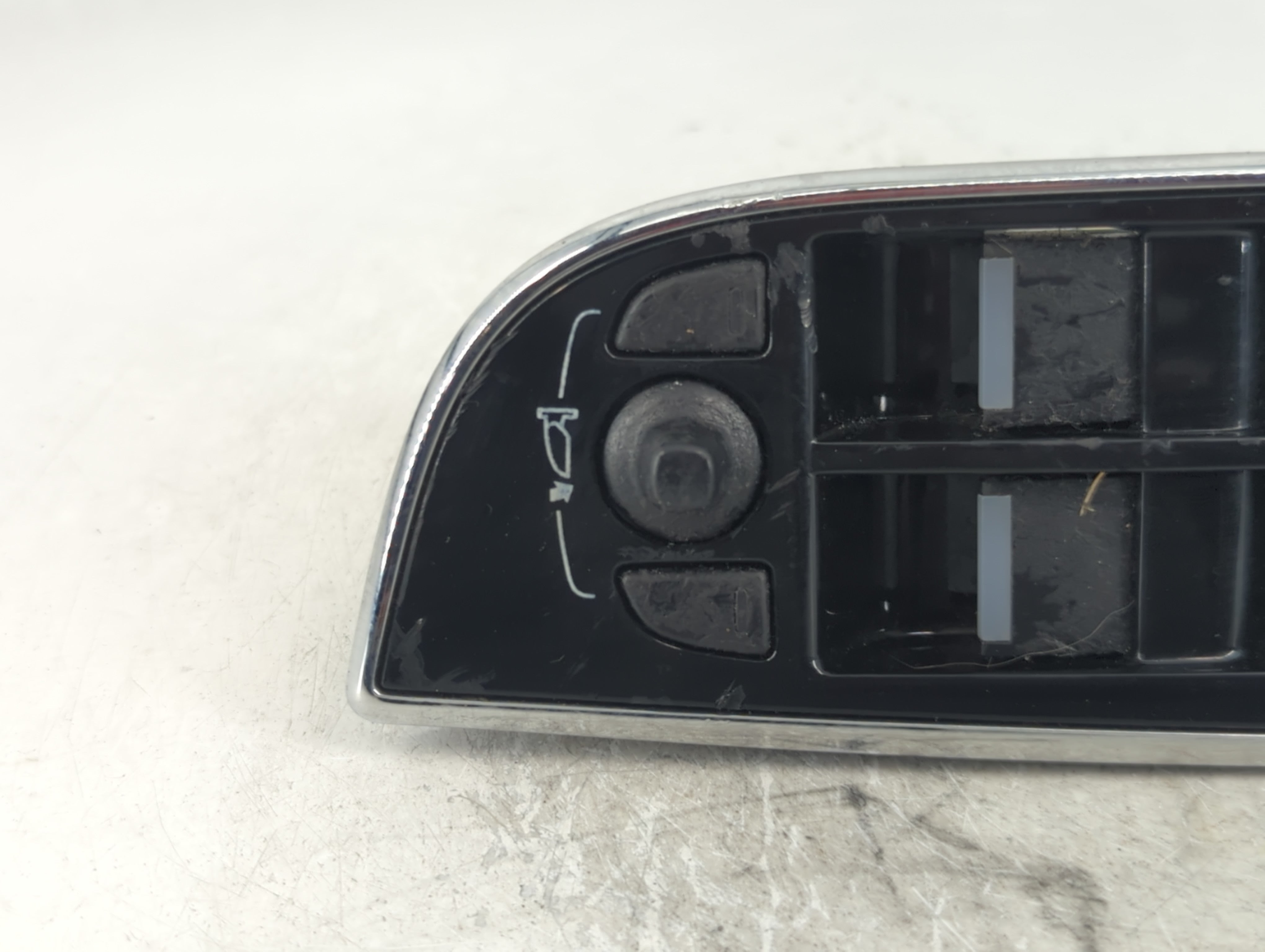 2010-2015 Jaguar Xj Master Power Window Switch Replacement Driver Side Left P/N:AW93-14540-AC Fits OEM Used Auto Parts - Oemusedautoparts1.com