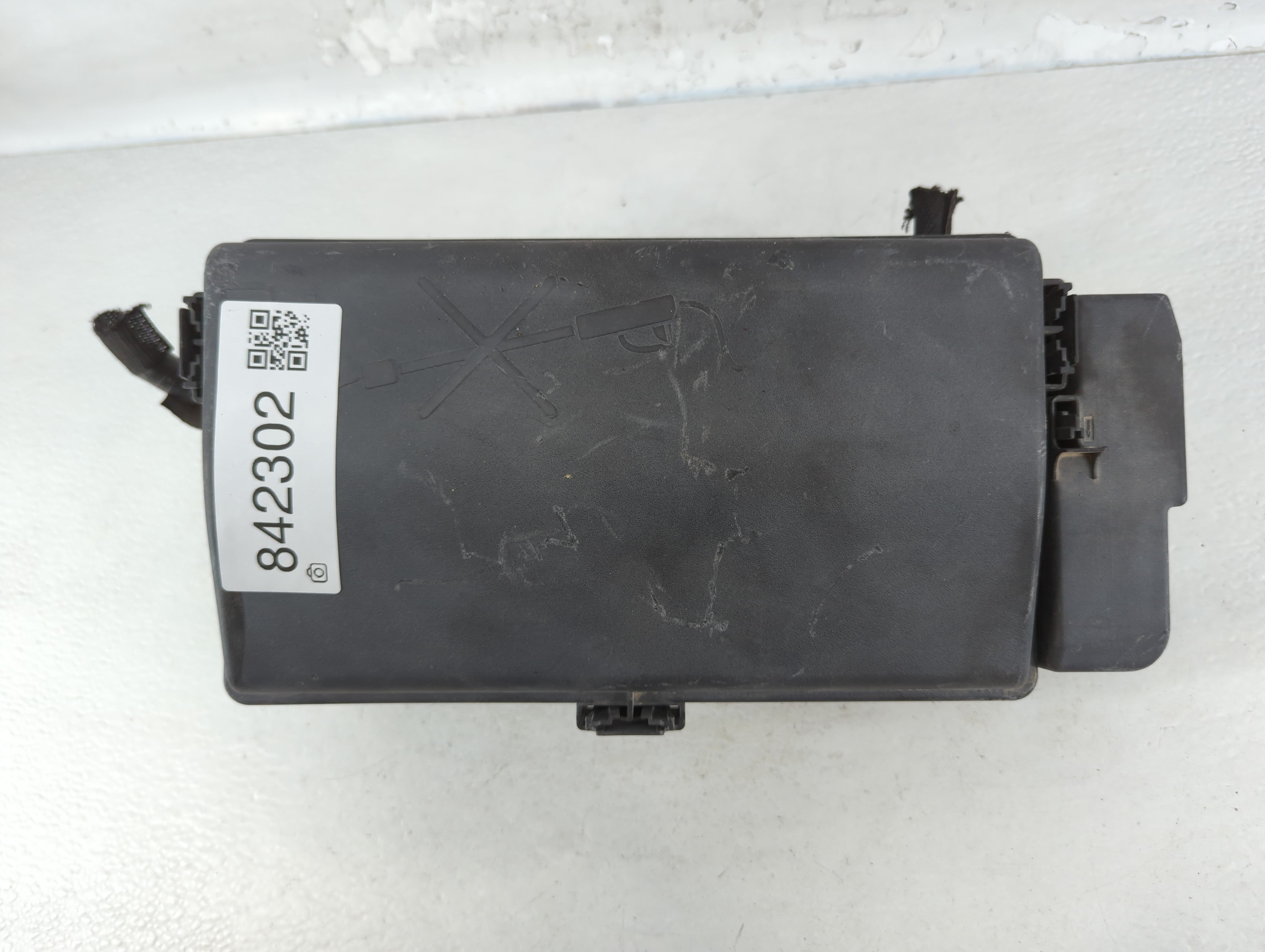 2018-2019 Cadillac Xts Fusebox Fuse Box Panel Relay Module Fits Fits 2018 2019 OEM Used Auto Parts - Oemusedautoparts1.com