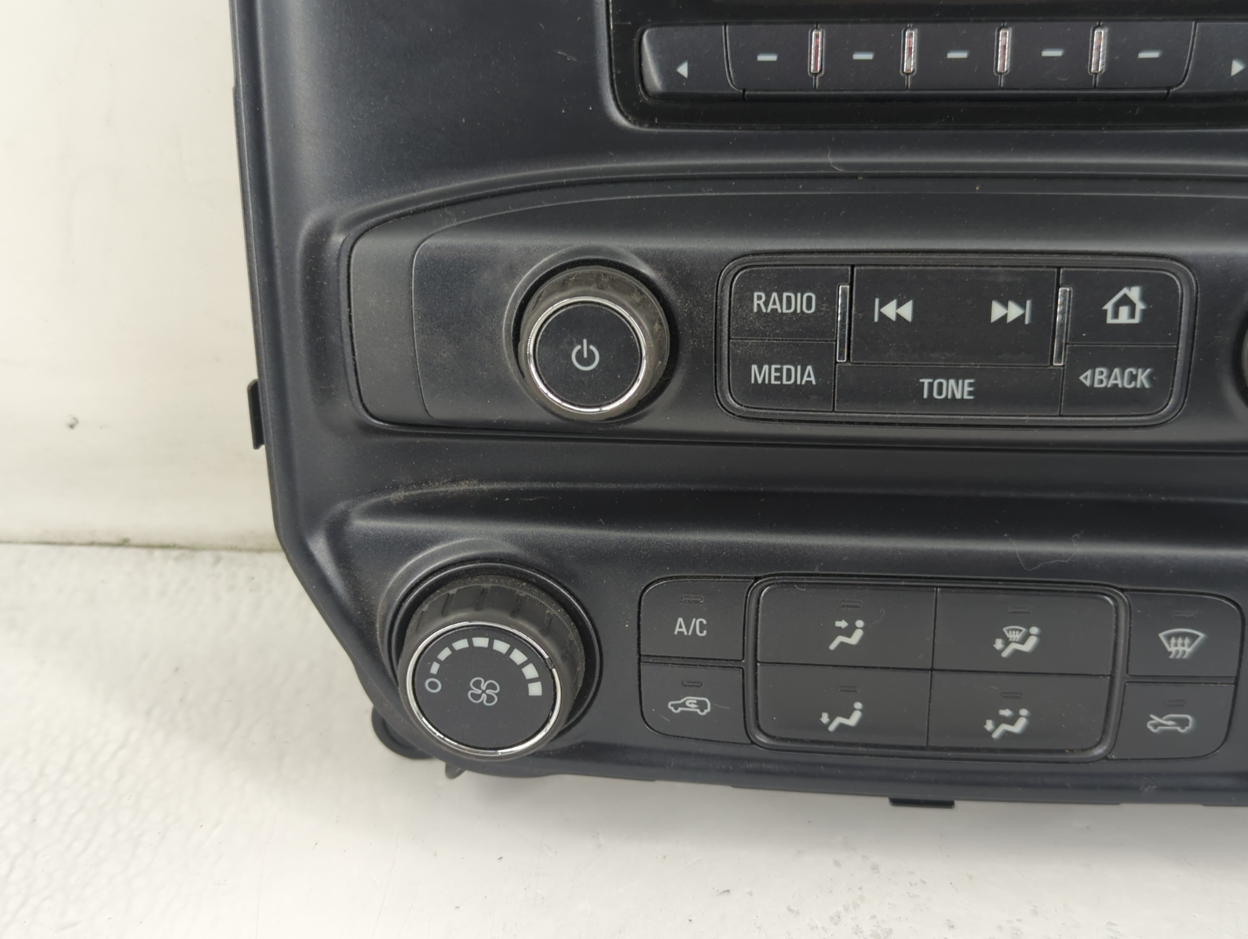 2014 Chevrolet Silverado 1500 Climate Control Module Temperature AC/Heater Replacement P/N:23168146 Fits OEM Used Auto Parts - Oemusedautoparts1.com