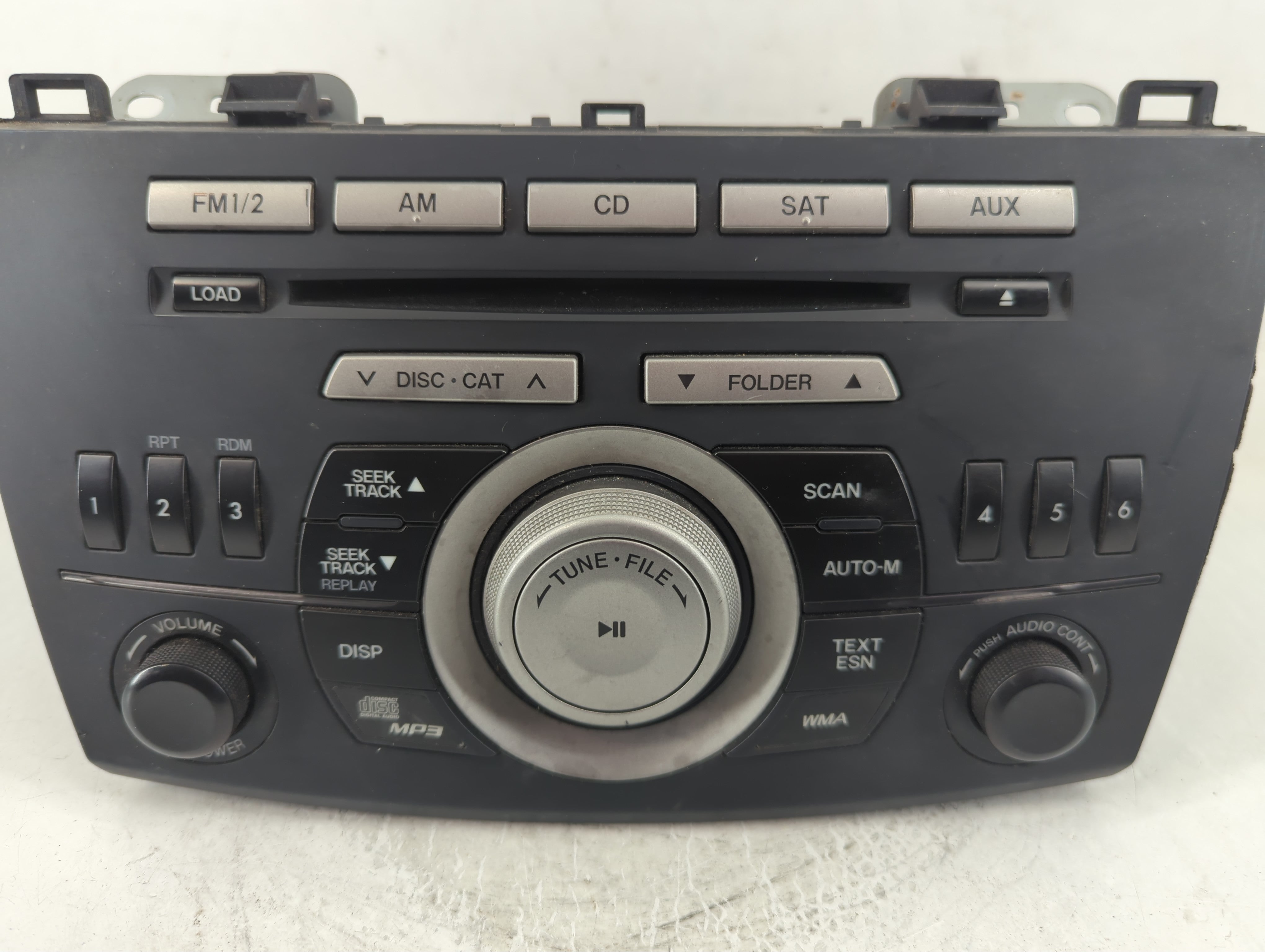 2011 Mazda 3 Radio AM FM Cd Player Receiver Replacement P/N:BBM5 66 AR0 14792746 Fits OEM Used Auto Parts - Oemusedautoparts1.com