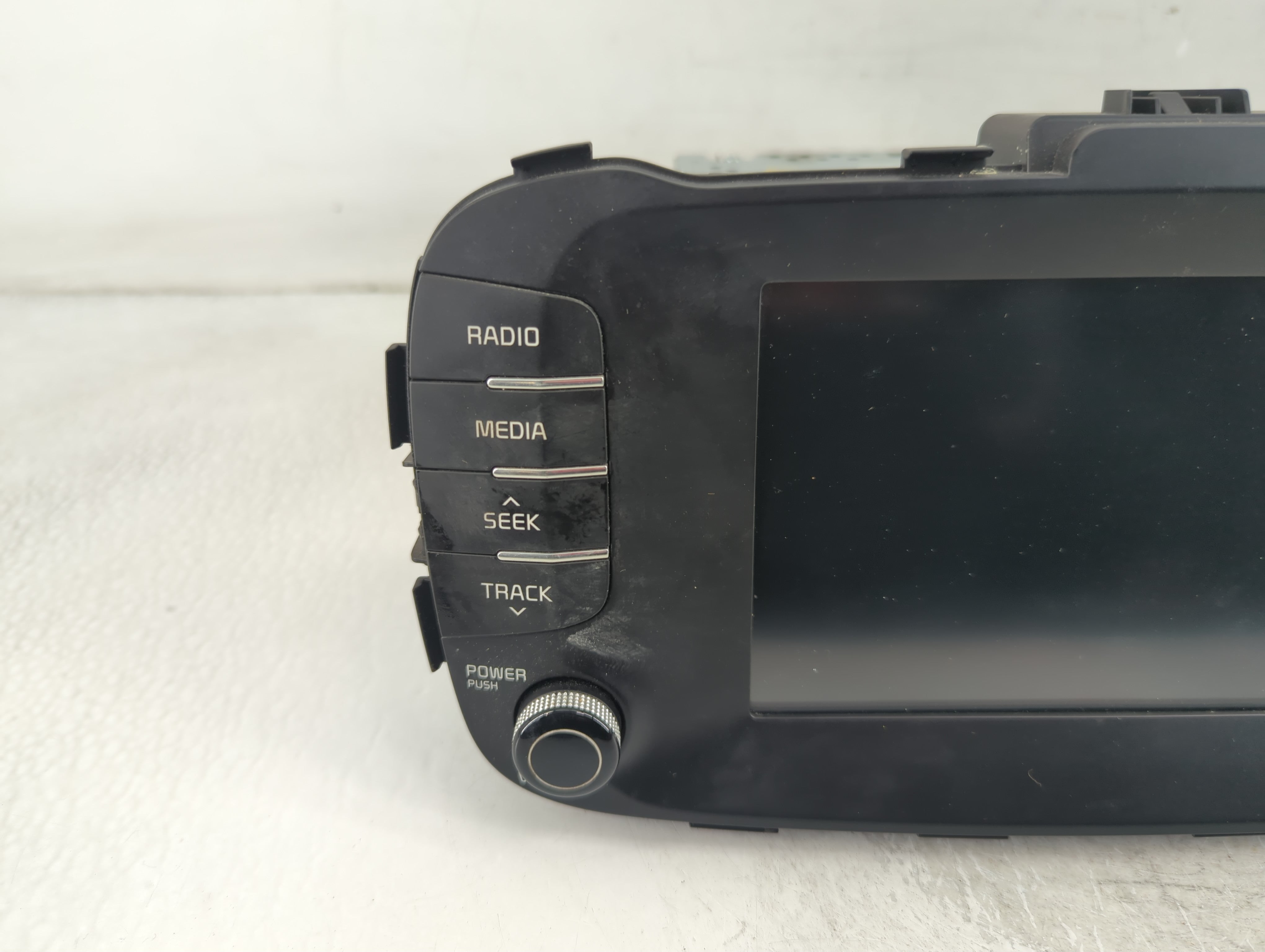 2017-2019 Kia Soul Radio AM FM Cd Player Receiver Replacement P/N:96160-B2310CA Fits Fits 2017 2018 2019 OEM Used Auto Parts - Oemusedautoparts1.com