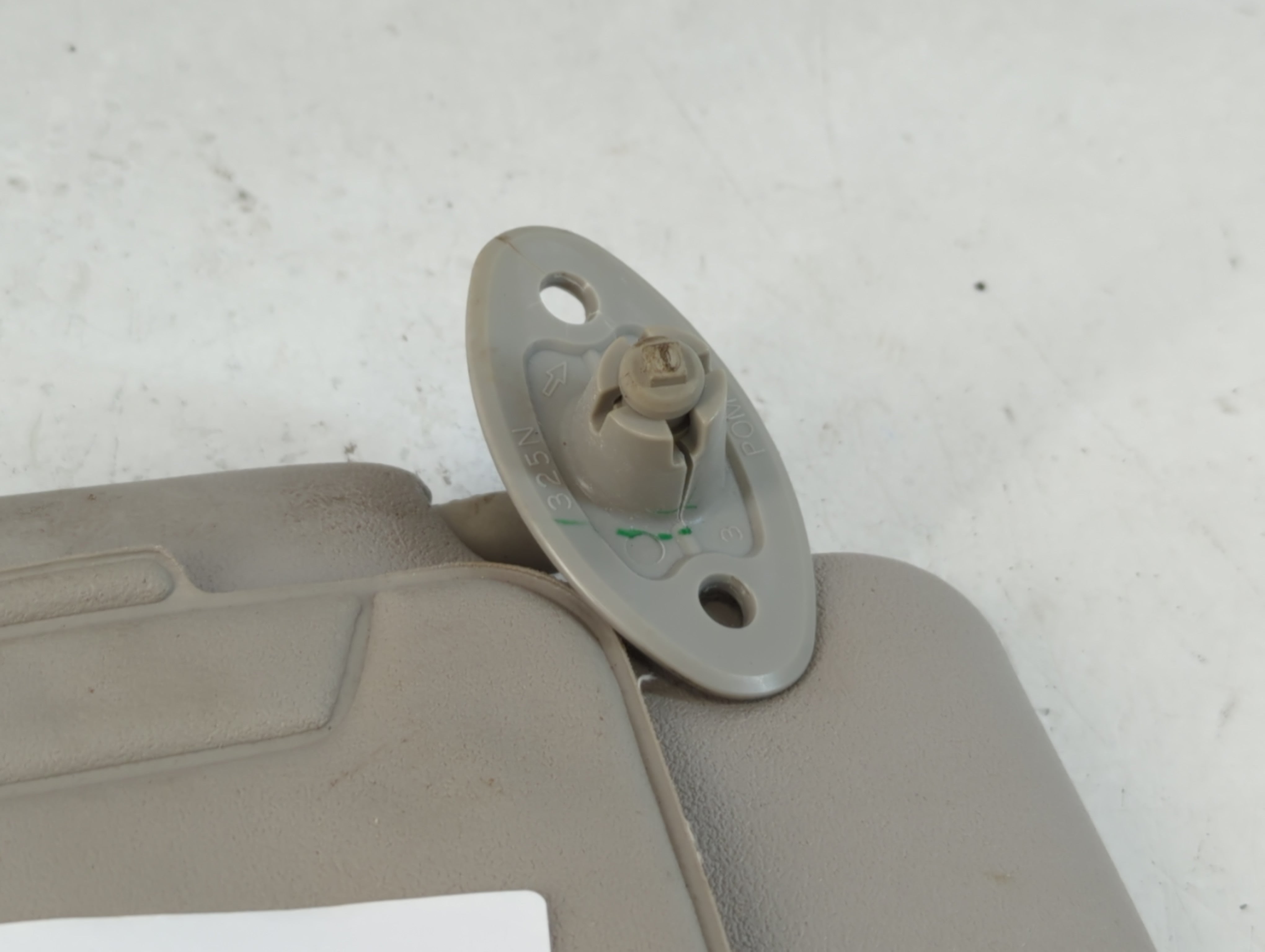 2004-2006 Scion Xb Sun Visor Shade Replacement Passenger Right Mirror Fits Fits 2004 2005 2006 OEM Used Auto Parts - Oemusedautoparts1.com