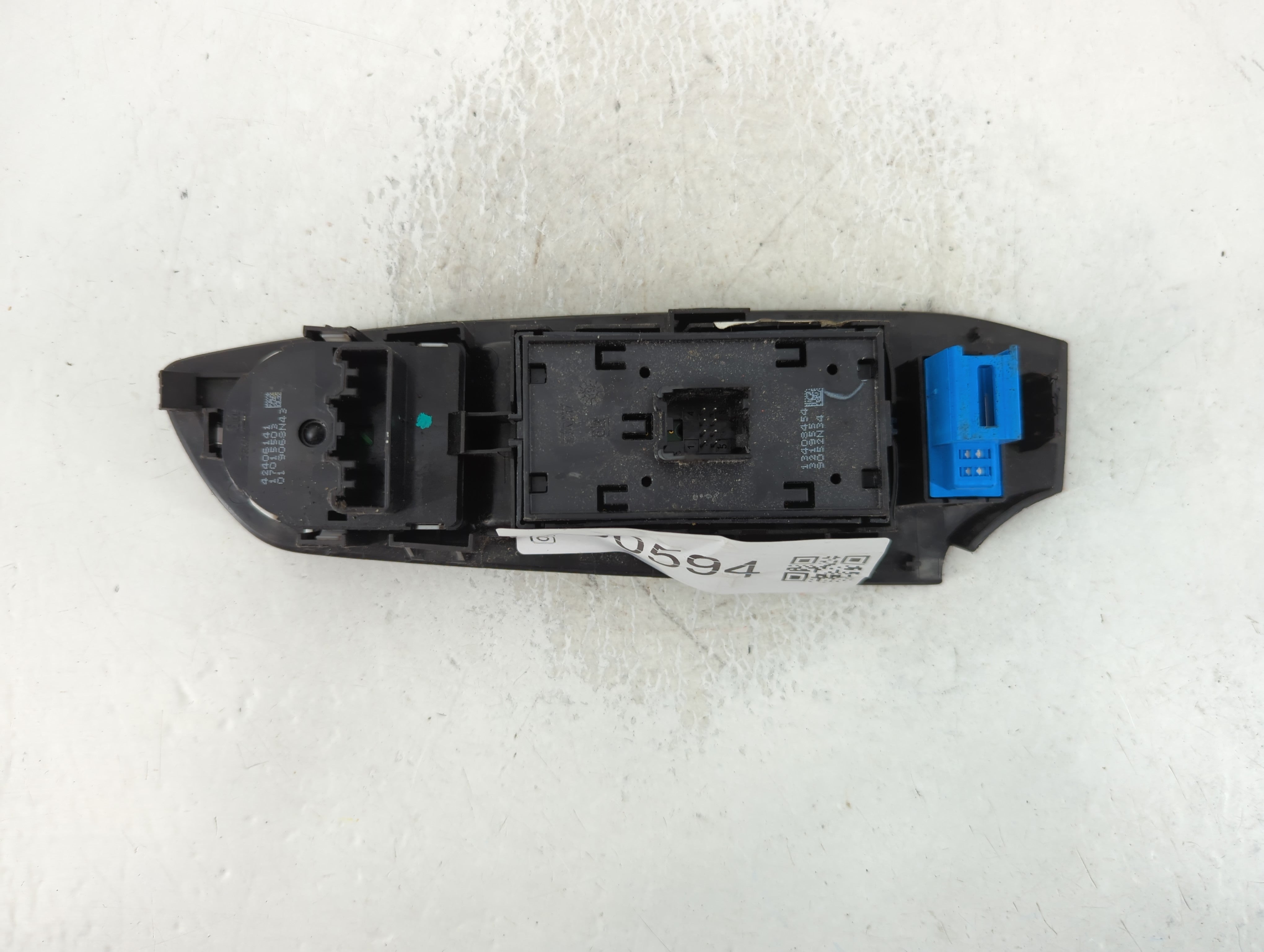 2017-2021 Chevrolet Trax Master Power Window Switch Replacement Driver Side Left P/N:20190320 Fits Fits 2017 2018 2019 2020 2021 OEM Used Auto Parts - Oemusedautoparts1.com