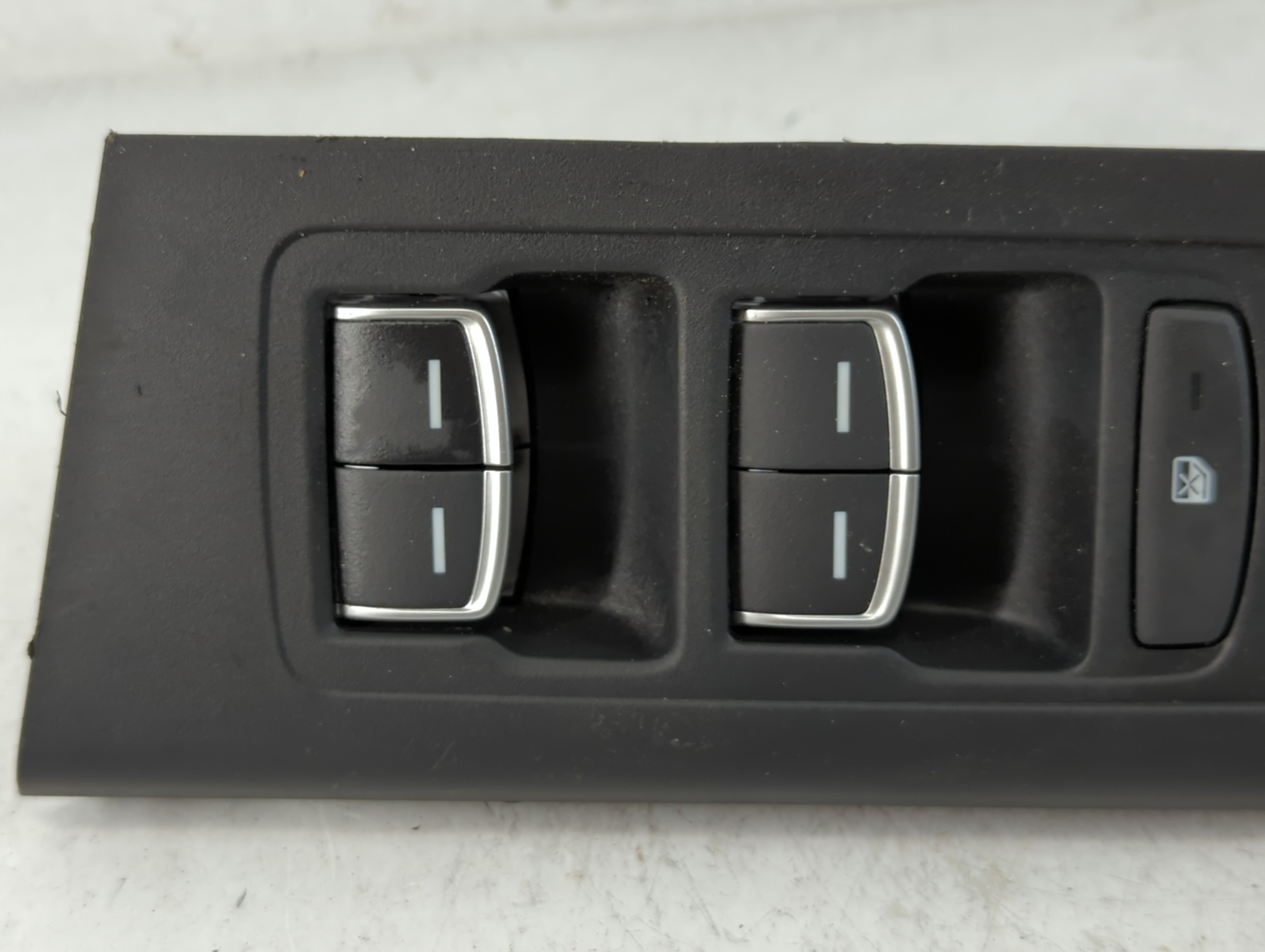 2024 Honda Cr-V Master Power Window Switch Replacement Driver Side Left P/N:T20 A211 Fits OEM Used Auto Parts - Oemusedautoparts1.com
