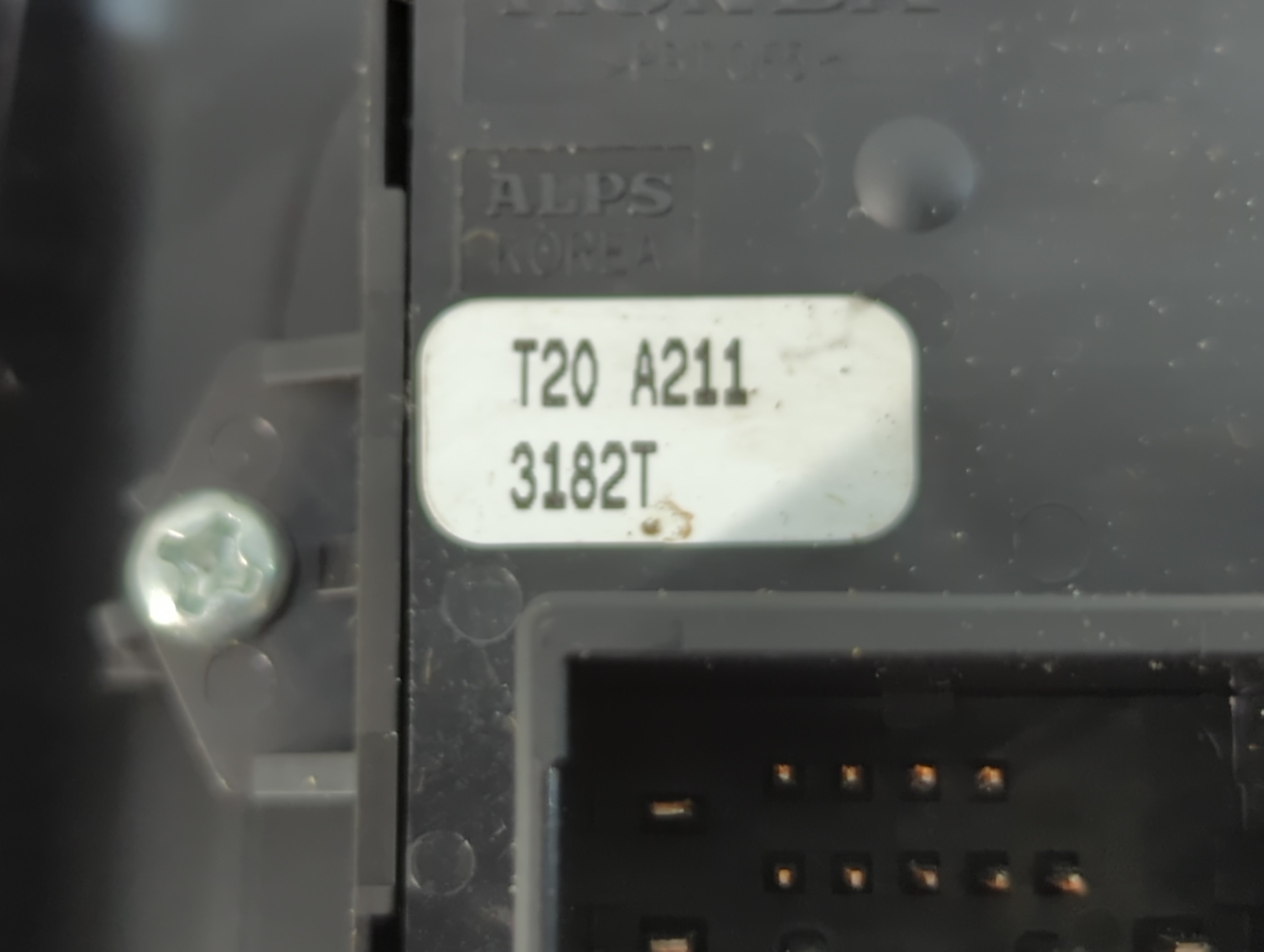 2024 Honda Cr-V Master Power Window Switch Replacement Driver Side Left P/N:T20 A211 Fits OEM Used Auto Parts - Oemusedautoparts1.com