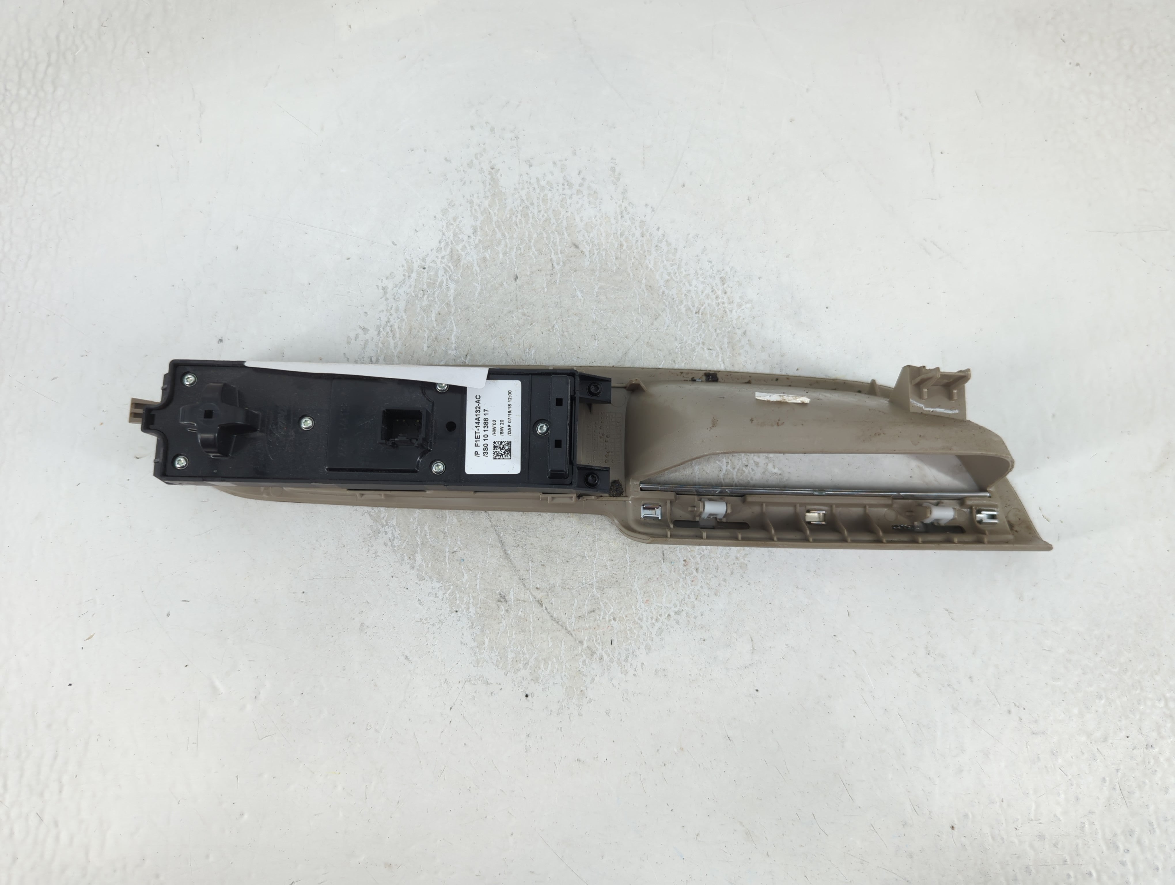 2017-2019 Ford Escape Master Power Window Switch Replacement Driver Side Left P/N:F1ET-14A132-AC Fits Fits 2017 2018 2019 OEM Used Auto Parts - Oemusedautoparts1.com