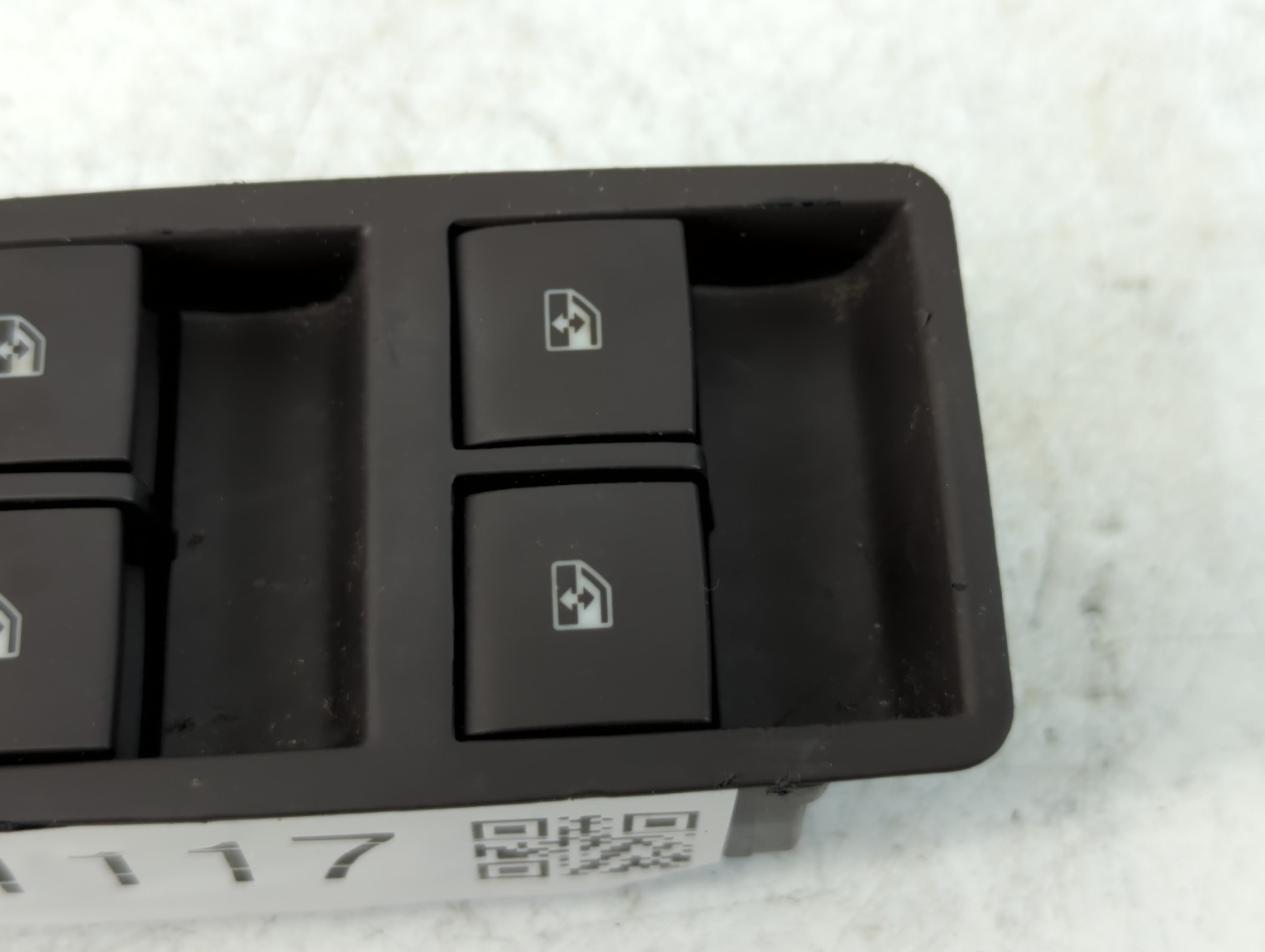 2016-2017 Buick Regal Master Power Window Switch Replacement Driver Side Left P/N:22915125 Fits Fits 2014 2015 2016 2017 2018 2019 OEM Used Auto Parts - Oemusedautoparts1.com