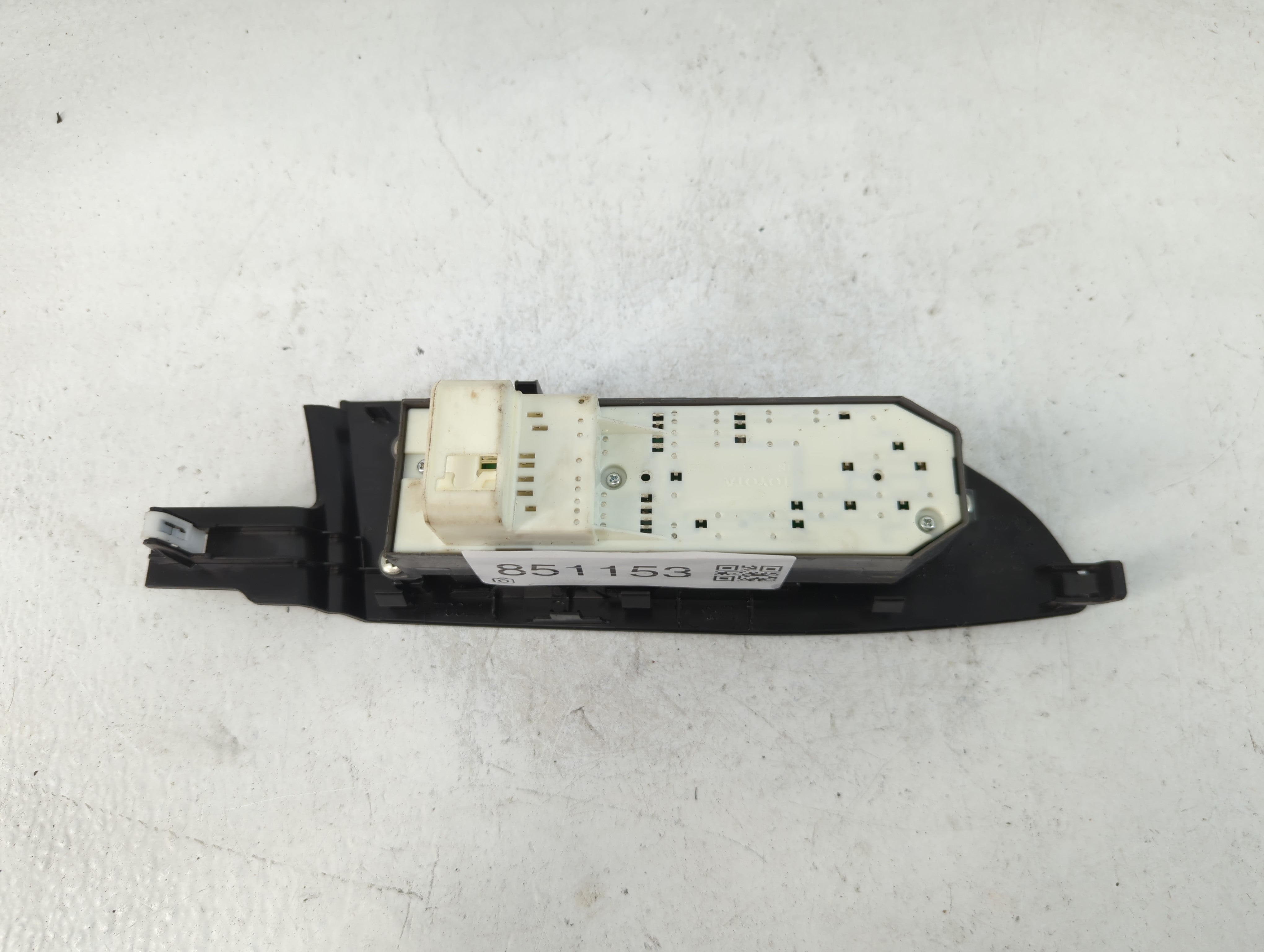 2014-2019 Toyota Corolla Master Power Window Switch Replacement Driver Side Left Fits Fits 2013 2014 2015 2016 2017 2018 2019 OEM Used Auto Parts - Oemusedautoparts1.com