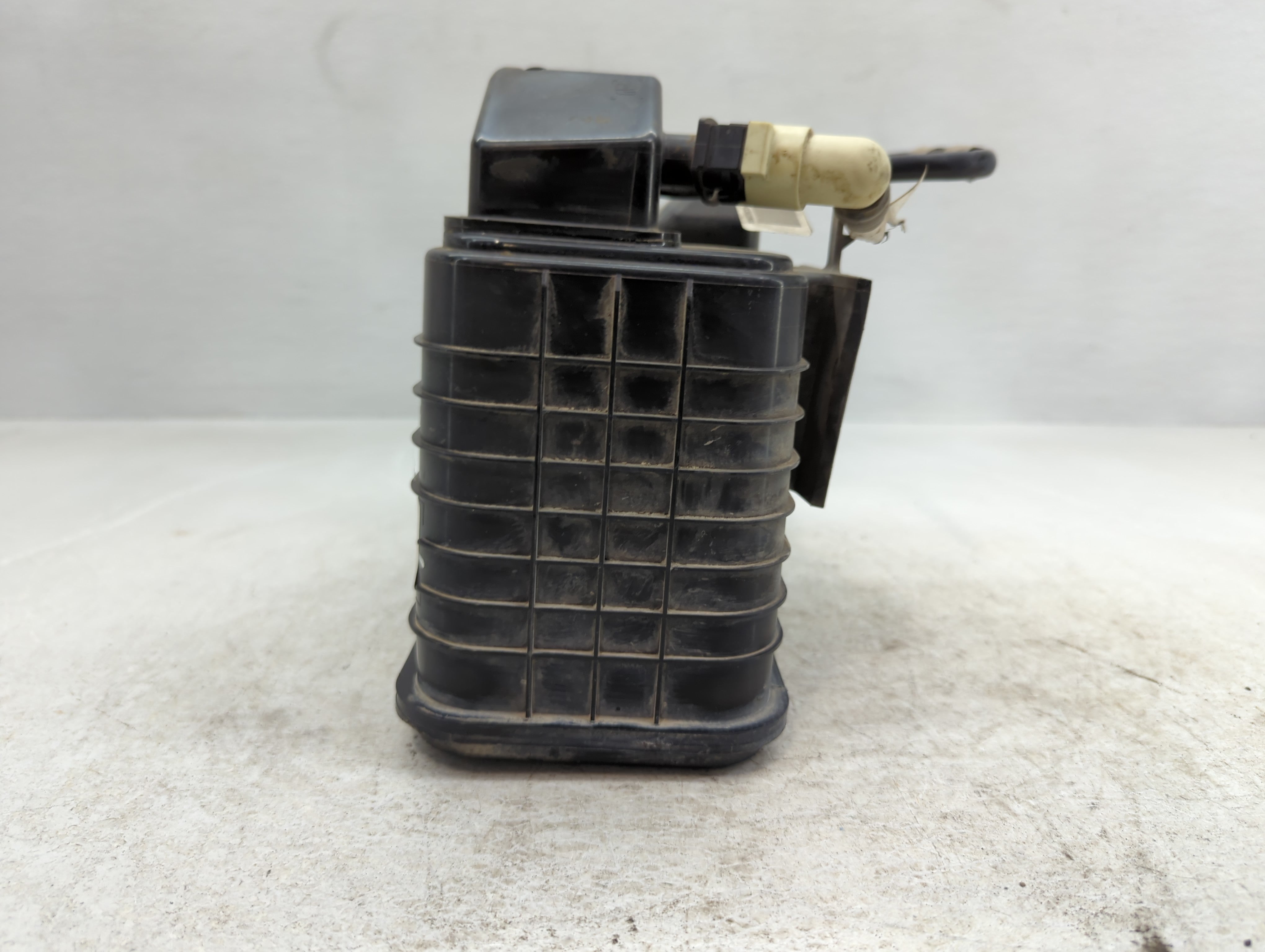 2020 Chevrolet Malibu Fuel Vapor Charcoal Canister - Oemusedautoparts1.com