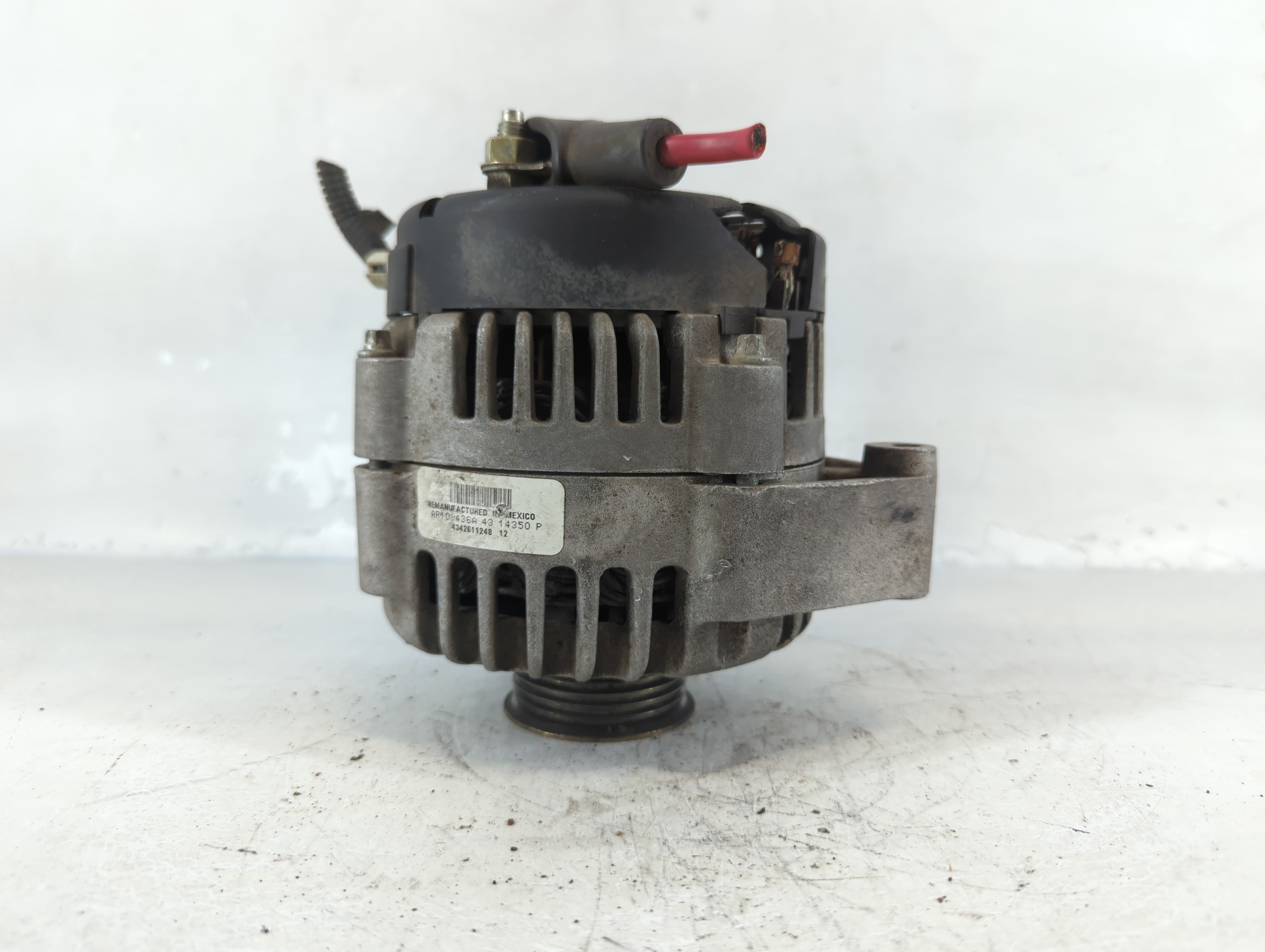 2003-2004 Chevrolet Impala Alternator Replacement Generator Charging Assembly Engine OEM P/N:4342611248 Fits Fits 2003 2004 OEM Used Auto Parts - Oemusedautoparts1.com