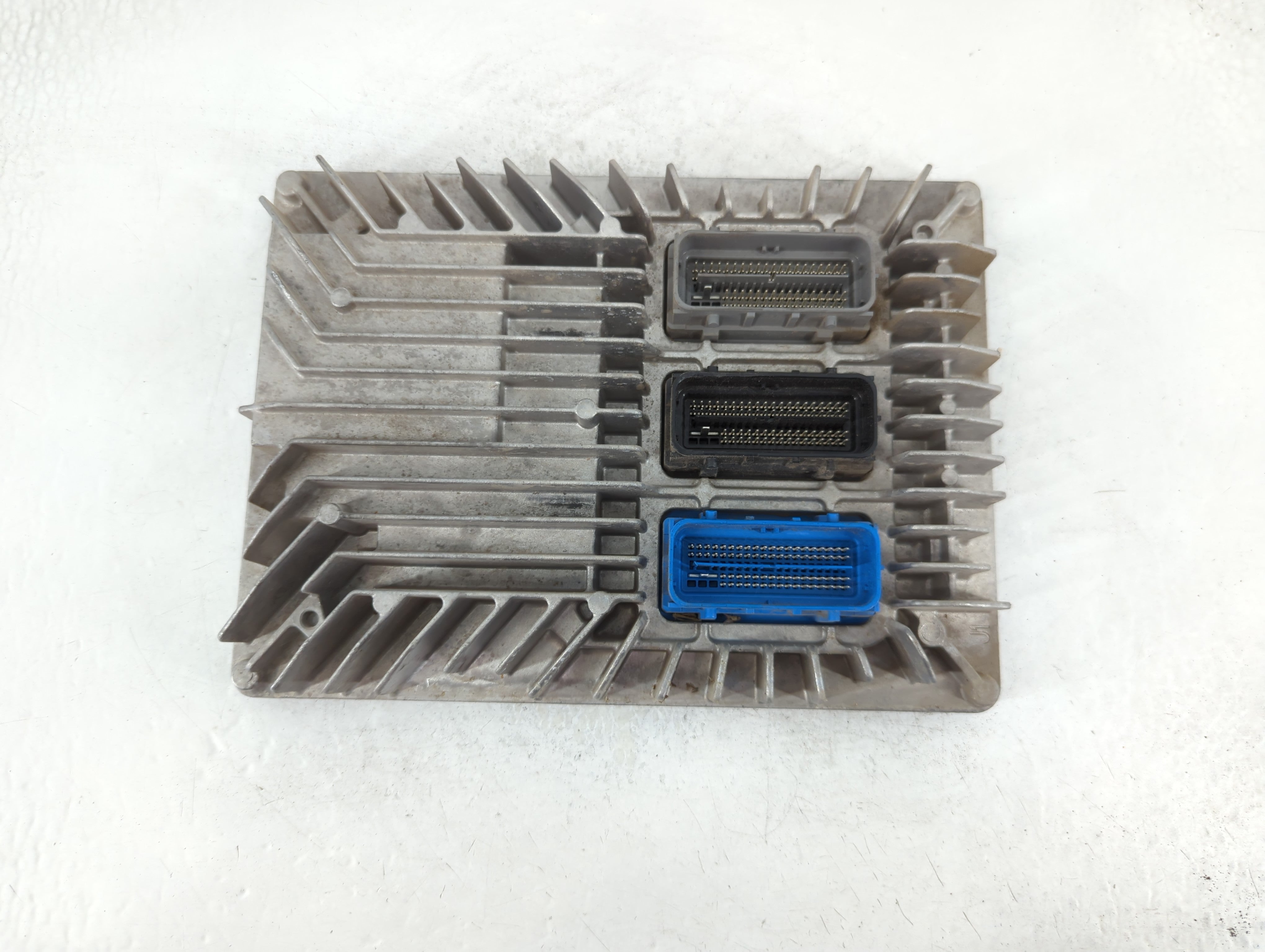 2013-2016 Buick Verano PCM Engine Control Computer ECU ECM PCU OEM P/N:12657781 12653998 Fits Fits 2013 2014 2015 2016 OEM Used Auto Parts - Oemusedautoparts1.com