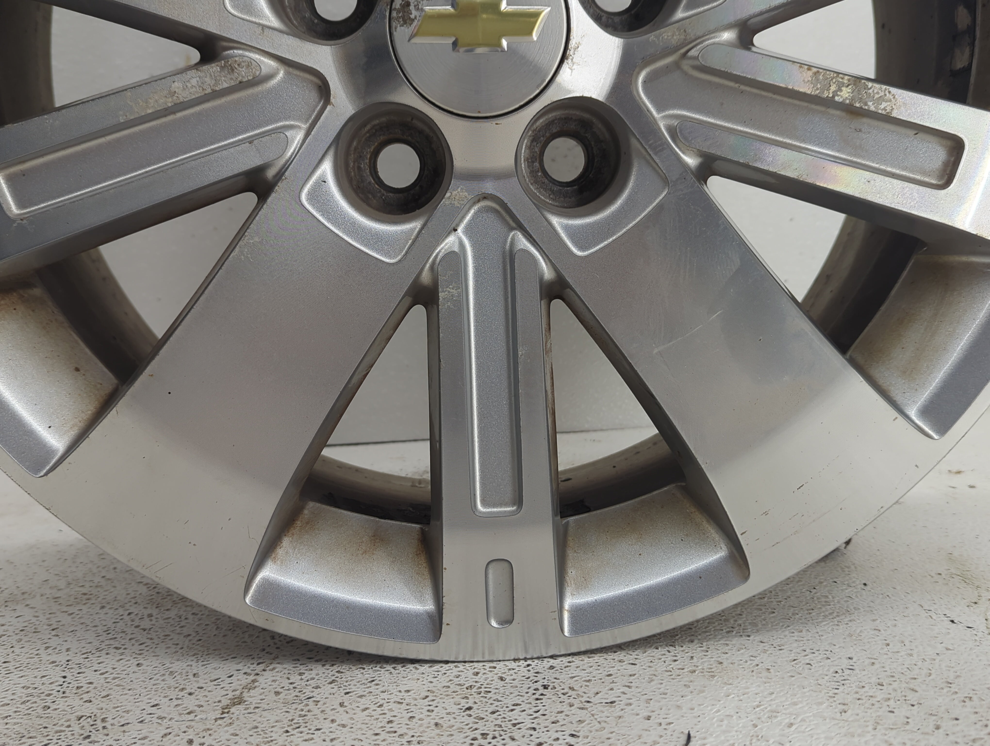 2010-2012 Chevrolet Equinox Wheel Rim Oem - Oemusedautoparts1.com