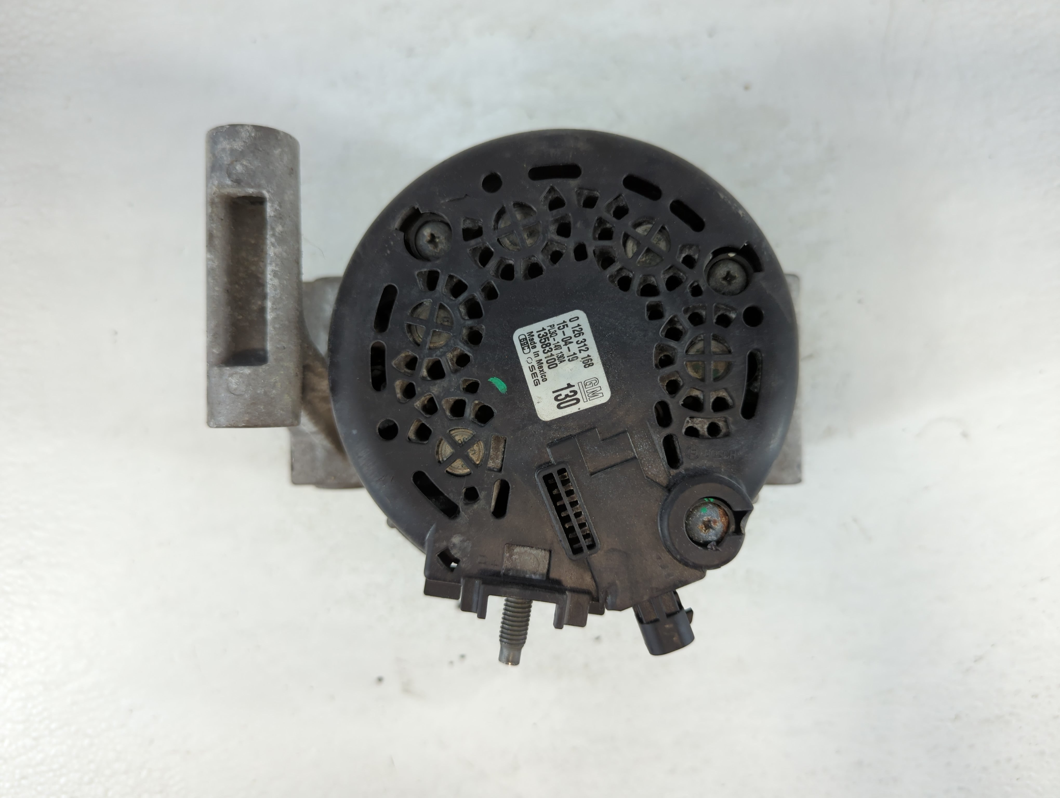 2018-2022 Chevrolet Equinox Alternator Replacement Generator Charging Assembly Engine OEM P/N:0 126 312 168 13583100 Fits OEM Used Auto Parts - Oemusedautoparts1.com