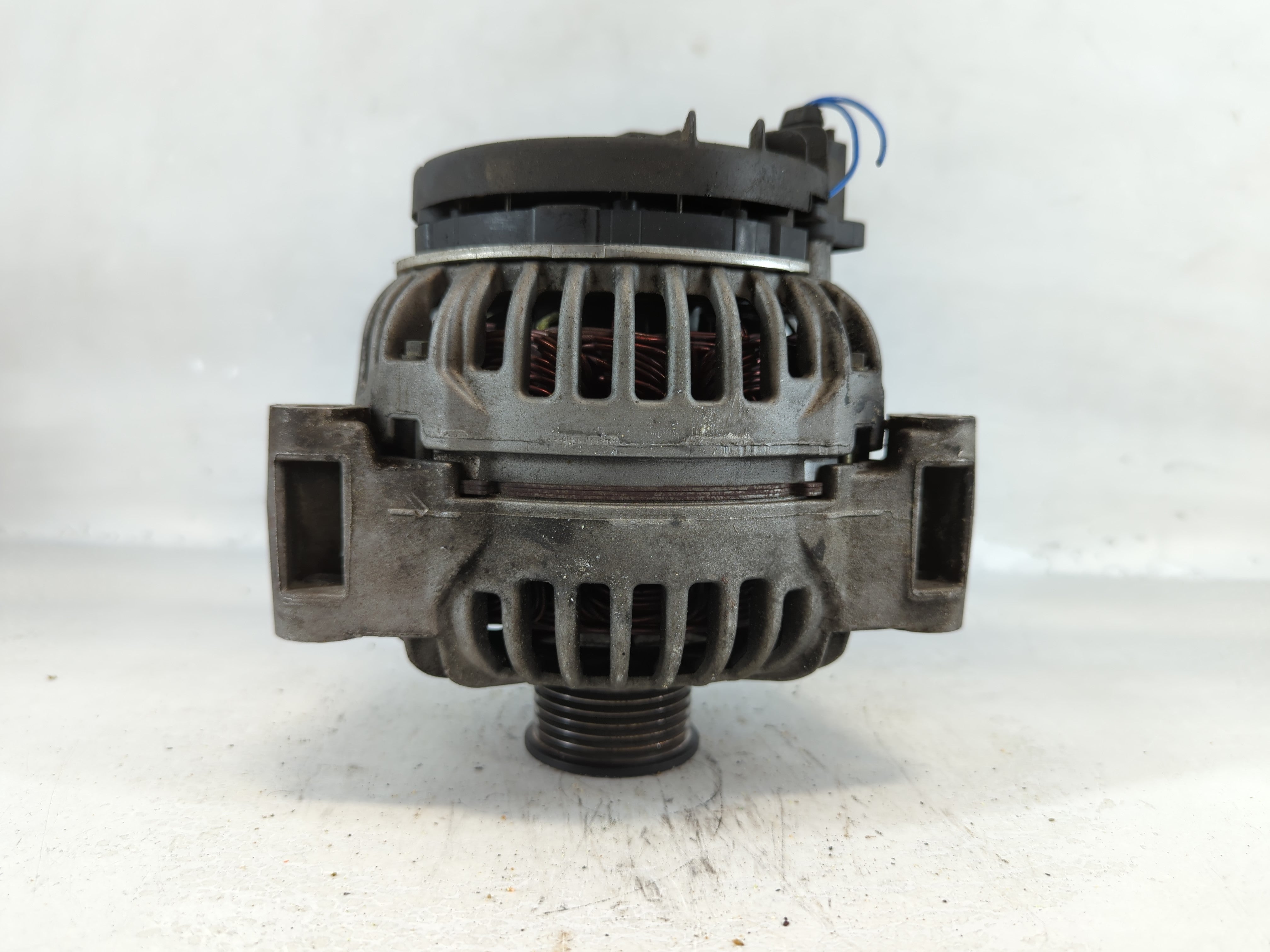2003-2006 Mercedes-Benz Clk500 Alternator Replacement Generator Charging Assembly Engine OEM P/N:0 124 615 046 A 013 154 8302 Fits OEM Used Auto Parts - Oemusedautoparts1.com