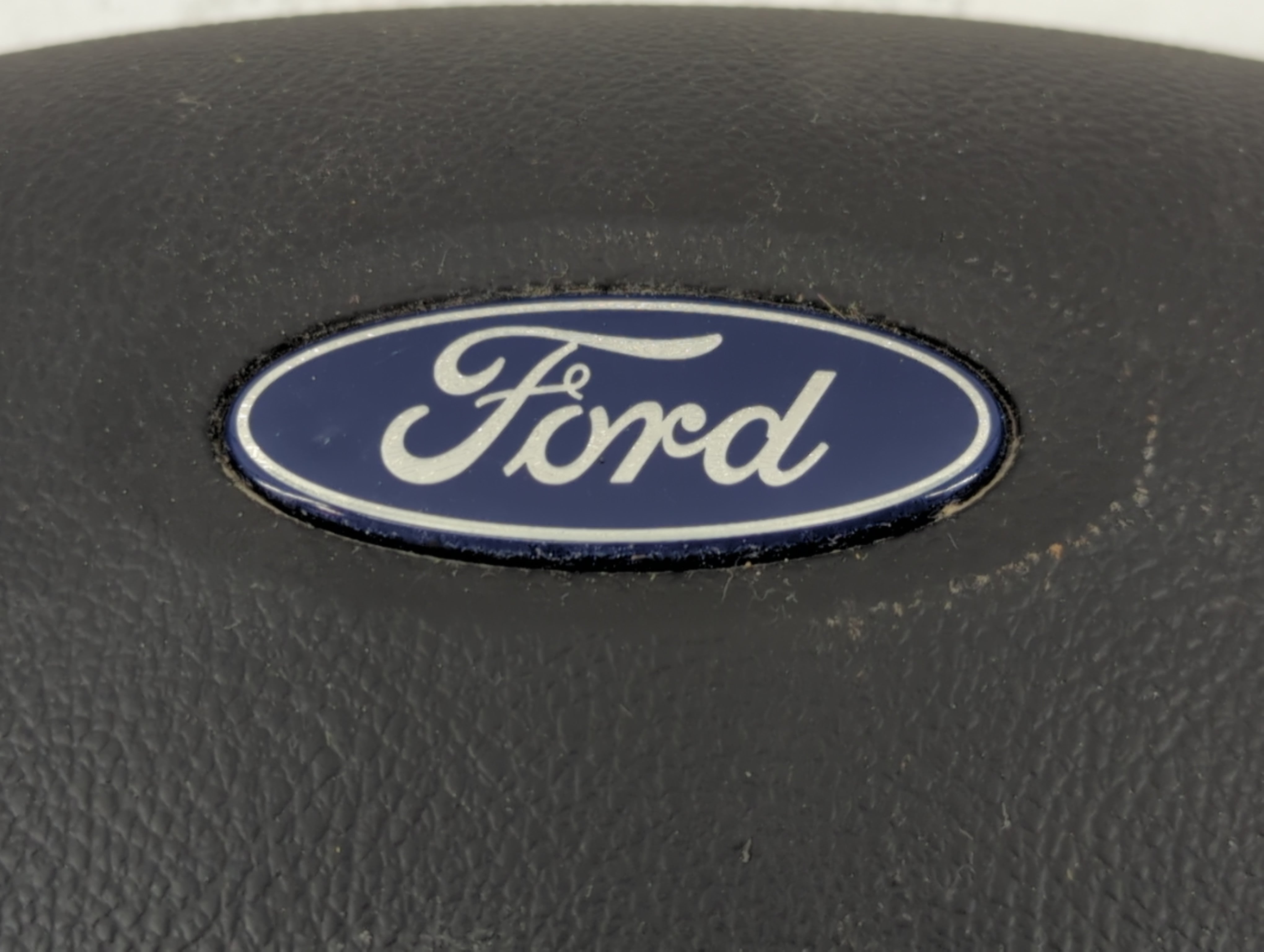2014-2018 Ford Focus Air Bag Driver Left Steering Wheel Mounted P/N:34188297A Fits Fits 2014 2015 2016 2017 2018 OEM Used Auto Parts - Oemusedautoparts1.com
