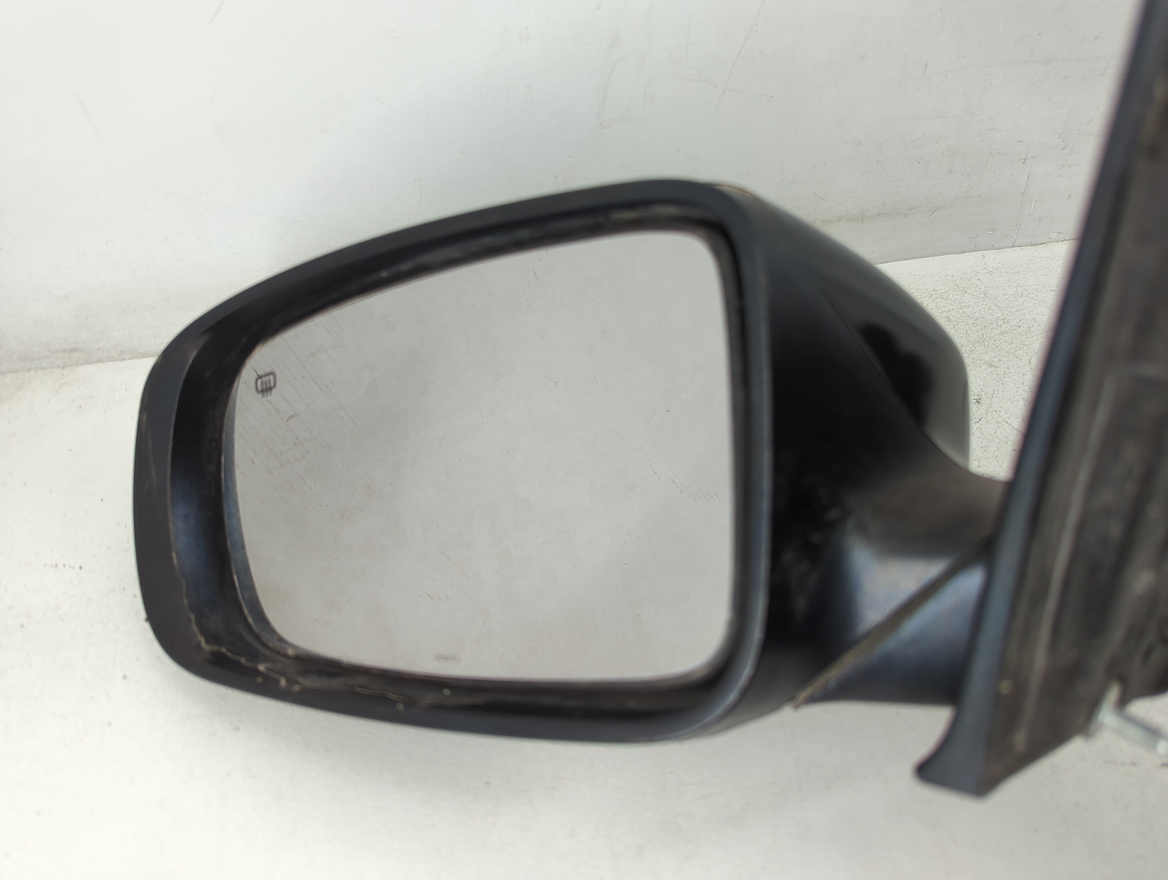 2011-2014 Chrysler 200 Side Mirror Replacement Driver Left View Door Mirror P/N:83857AA Fits Fits 2011 2012 2013 2014 OEM Used Auto Parts - Oemusedautoparts1.com