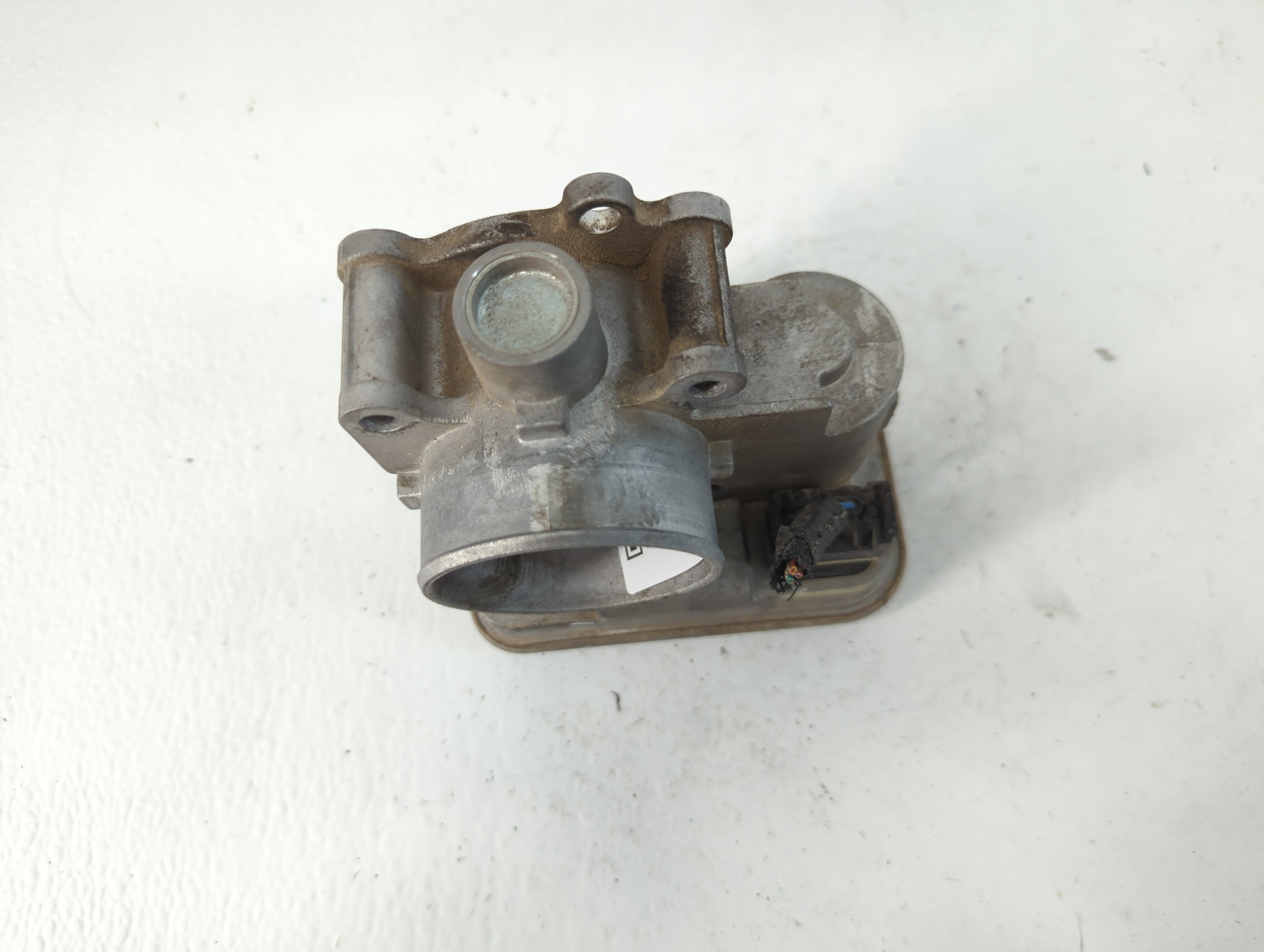 2010 Jeep Compass Throttle Body P/N:04591735AC Fits Fits 2007 2008 2009 2011 2012 2013 2014 2015 2016 2017 2018 OEM Used Auto Parts - Oemusedautoparts1.com