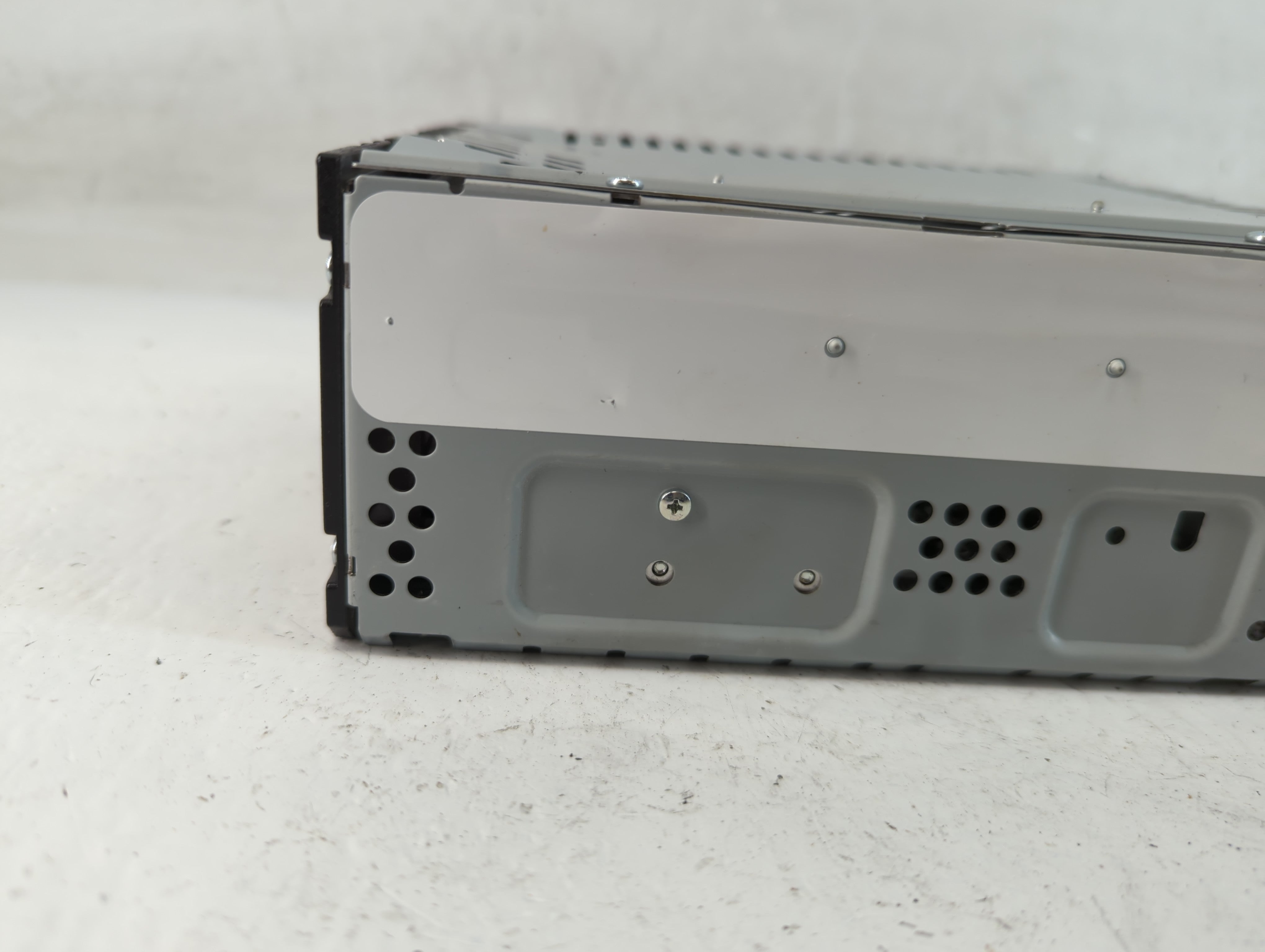 2019 Ford Edge Radio AM FM Cd Player Receiver Replacement P/N:KT4T-18D818-KB Fits OEM Used Auto Parts - Oemusedautoparts1.com