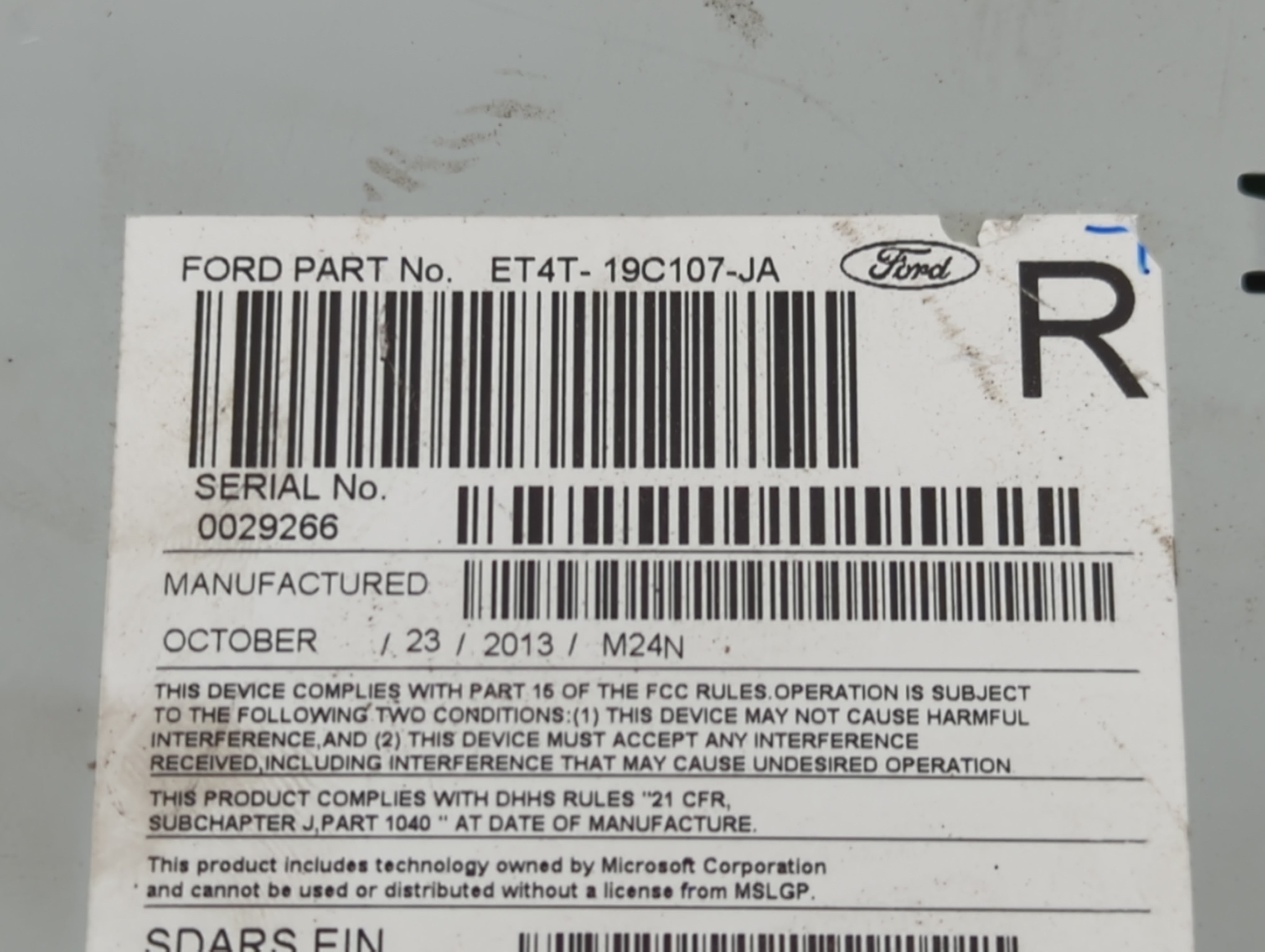2014 Ford Edge Radio AM FM Cd Player Receiver Replacement P/N:ET4T-19C107-JA Fits OEM Used Auto Parts - Oemusedautoparts1.com