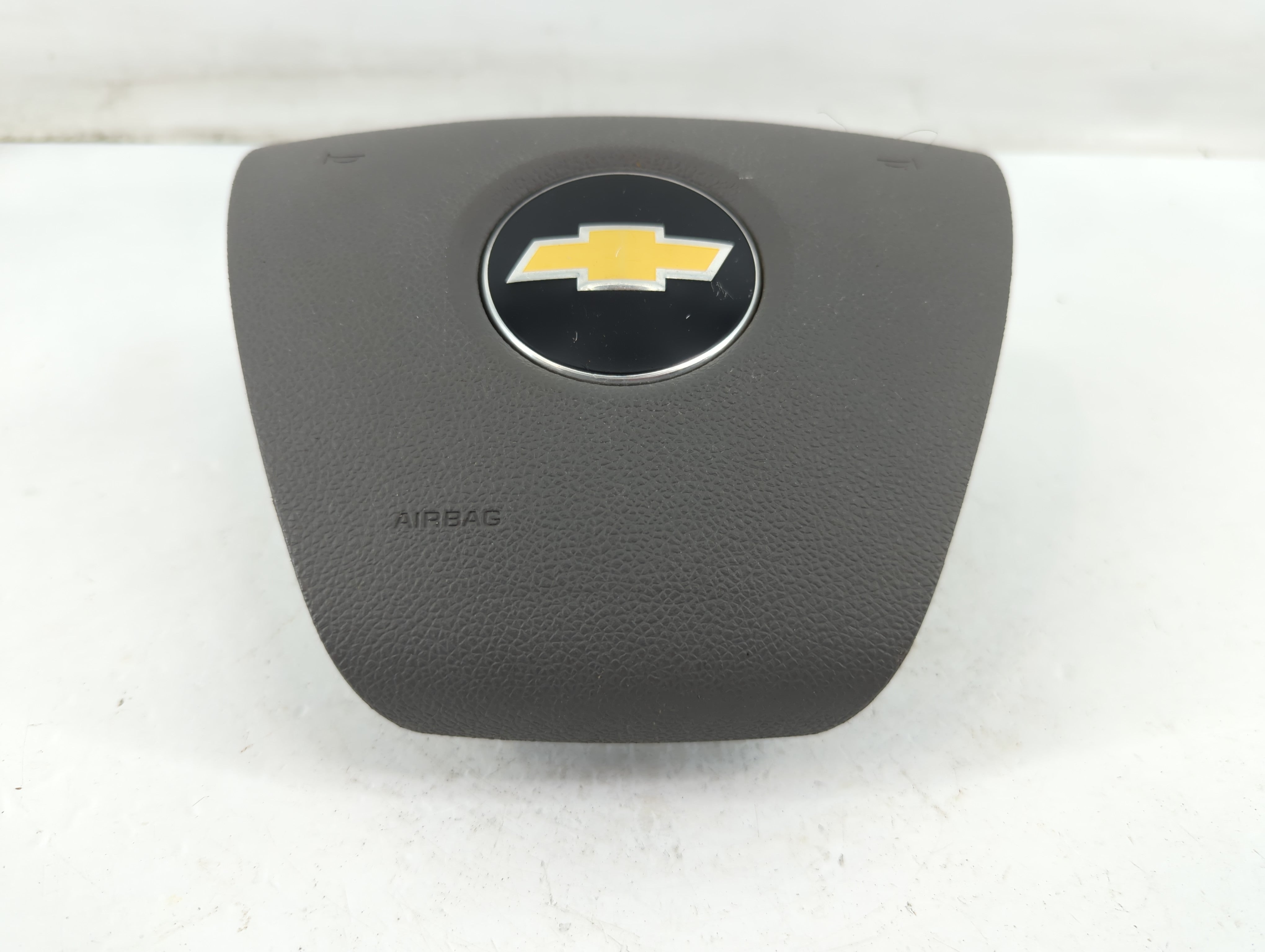 2009-2011 Chevrolet Traverse Air Bag Driver Left Steering Wheel Mounted Fits Fits 2009 2010 2011 OEM Used Auto Parts - Oemusedautoparts1.com