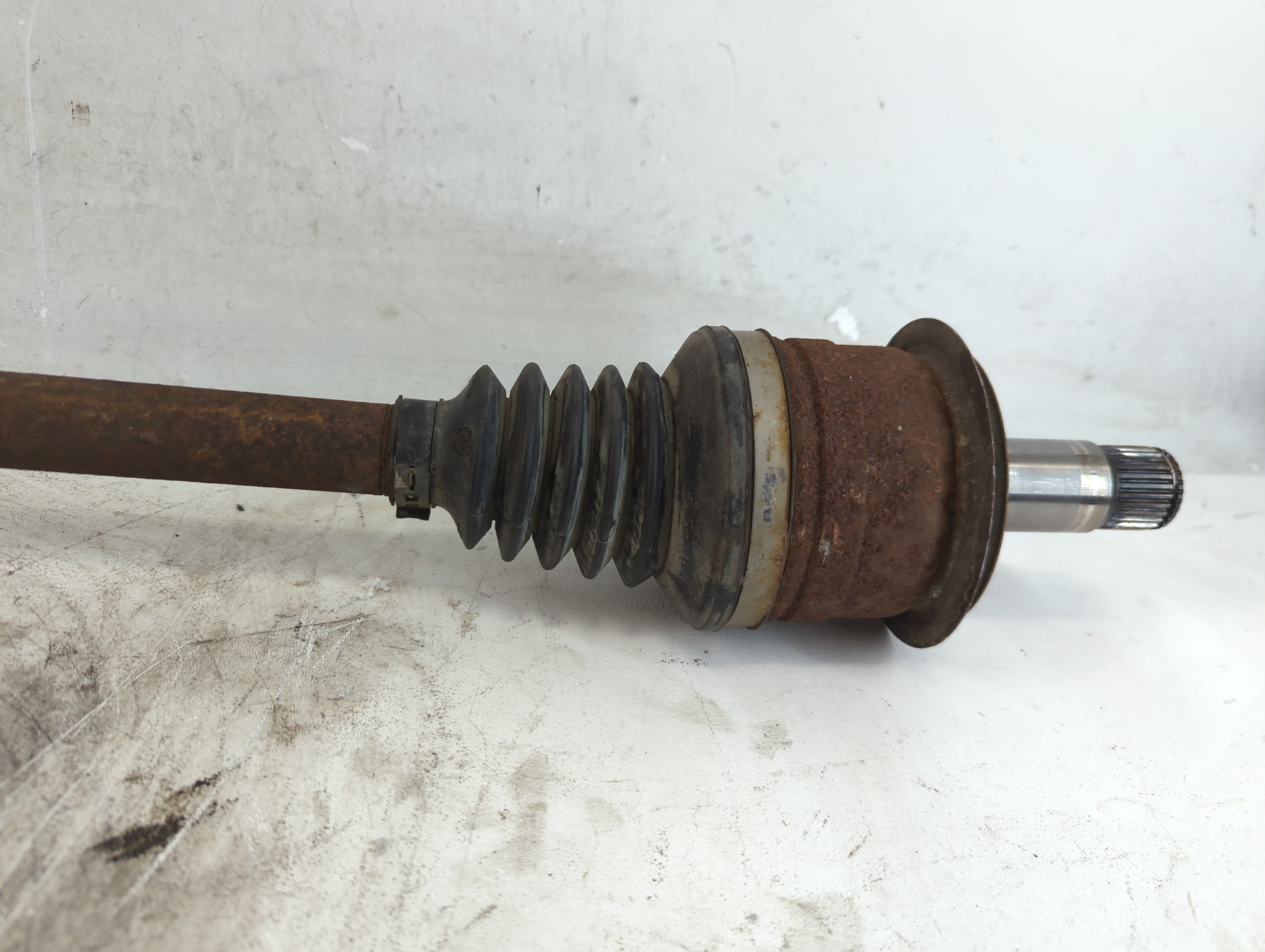 2005-2008 Chrysler 300 Axle Shaft Front Passenger Cv C/v - Oemusedautoparts1.com