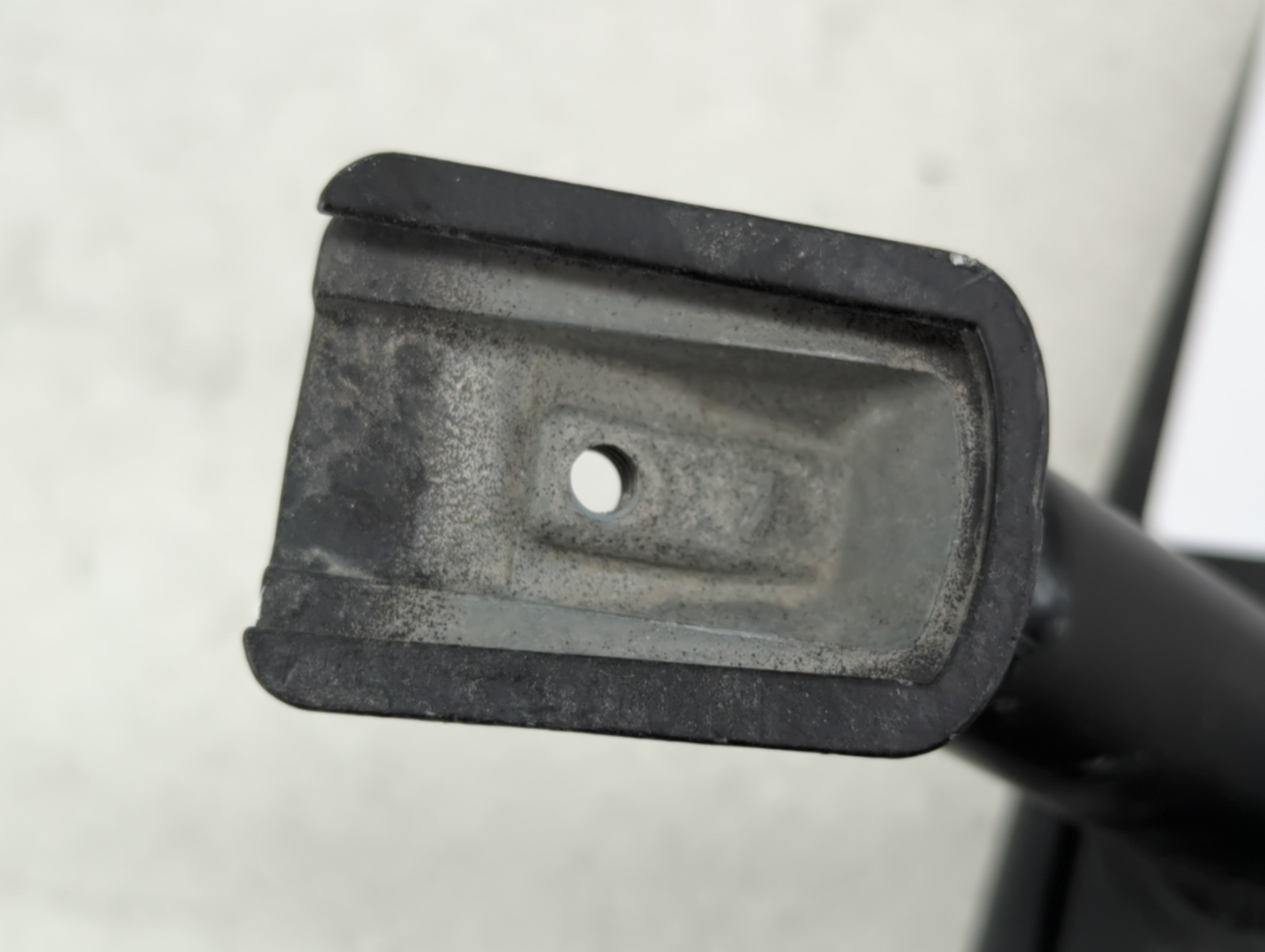 2018-2022 Chevrolet Equinox Interior Rear View Mirror Replacement OEM P/N:E11026150 Fits OEM Used Auto Parts - Oemusedautoparts1.com