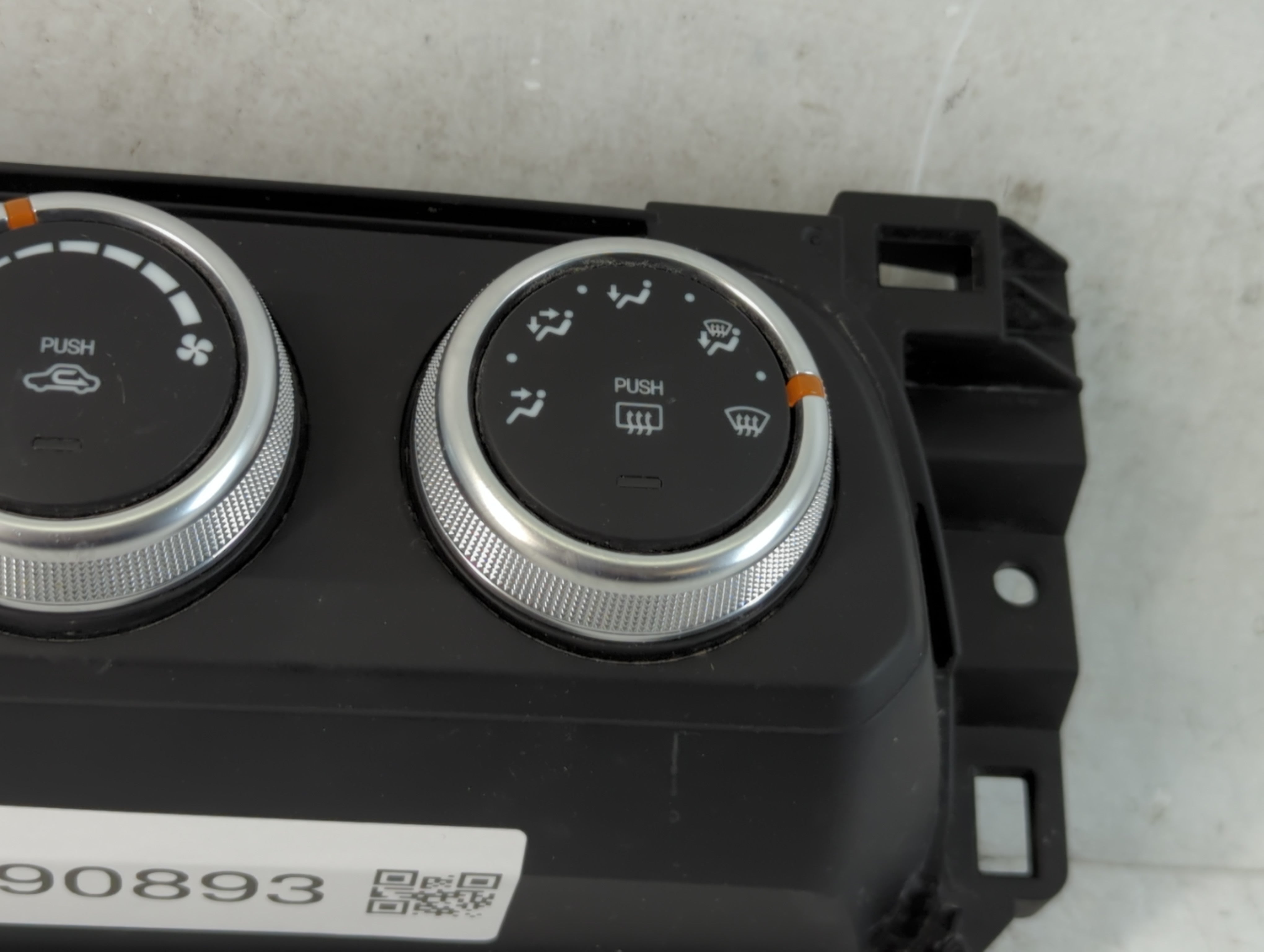 2019-2021 Mazda Cx-5 Climate Control Module Temperature AC/Heater Replacement P/N:KN3L-61190 Fits Fits 2019 2020 2021 OEM Used Auto Parts - Oemusedautoparts1.com