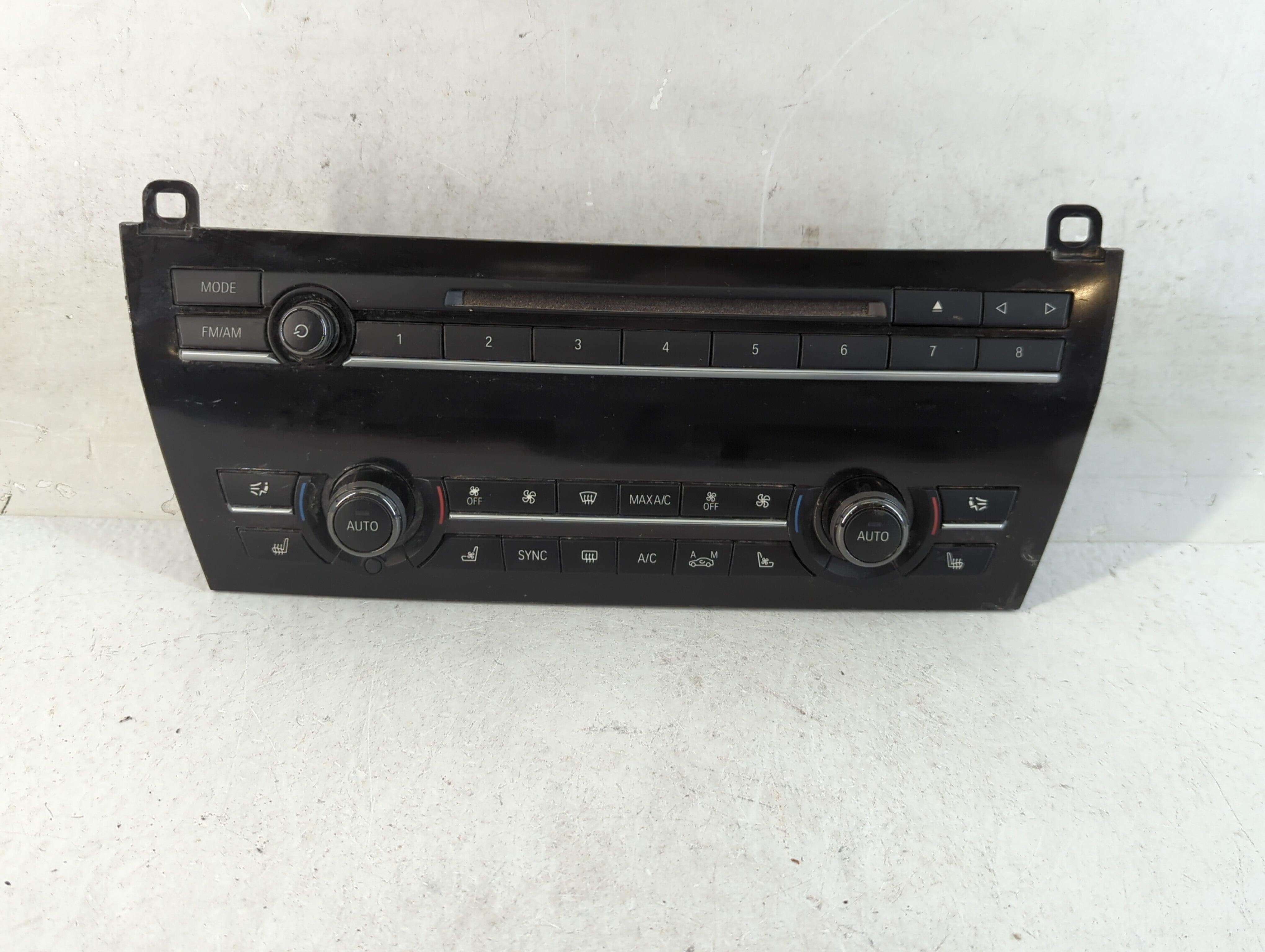 2009-2015 Bmw 750i Climate Control Module Temperature AC/Heater Replacement P/N:9324363-01 90025-596 Fits OEM Used Auto Parts - Oemusedautoparts1.com