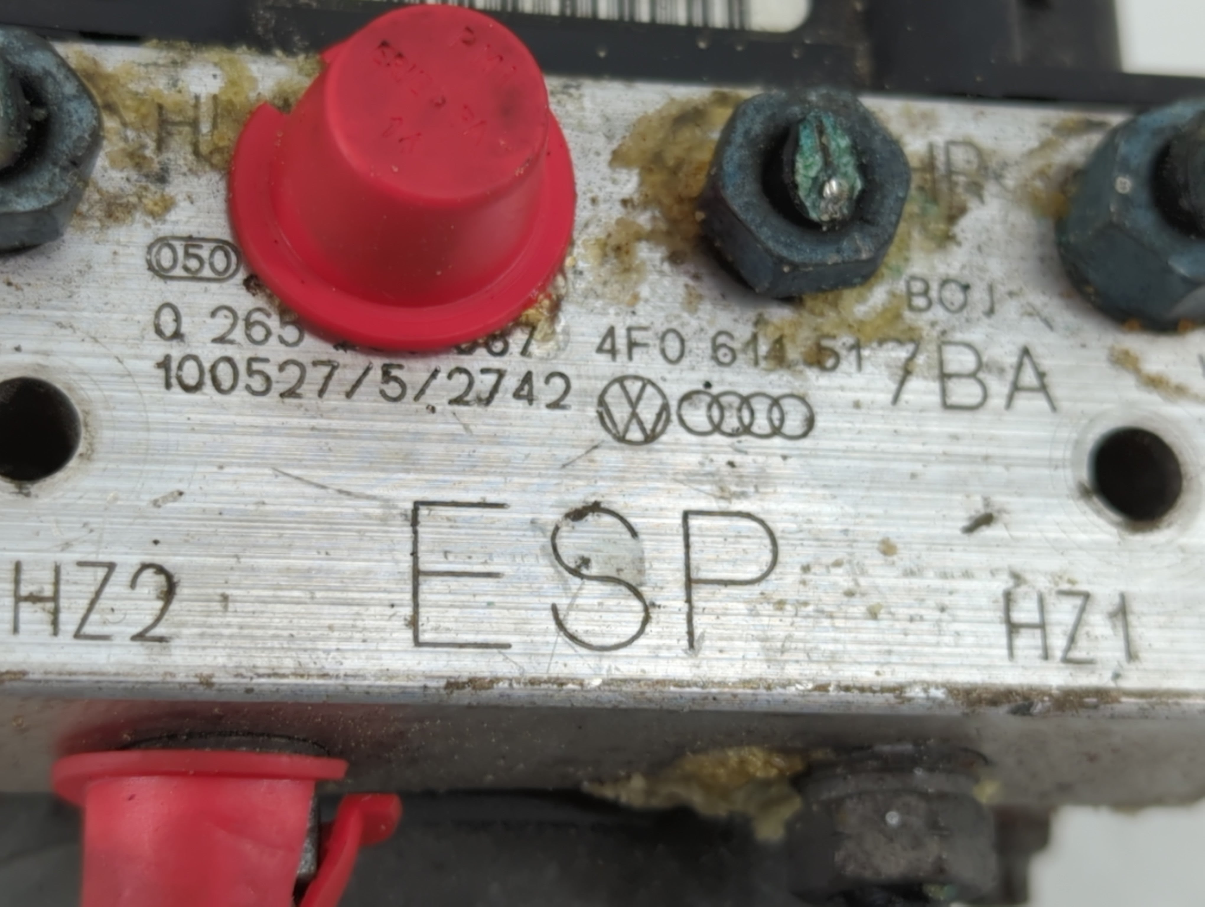 2011 Audi A6 ABS Pump Control Module Replacement P/N:4F0 614 517BA Fits OEM Used Auto Parts - Oemusedautoparts1.com