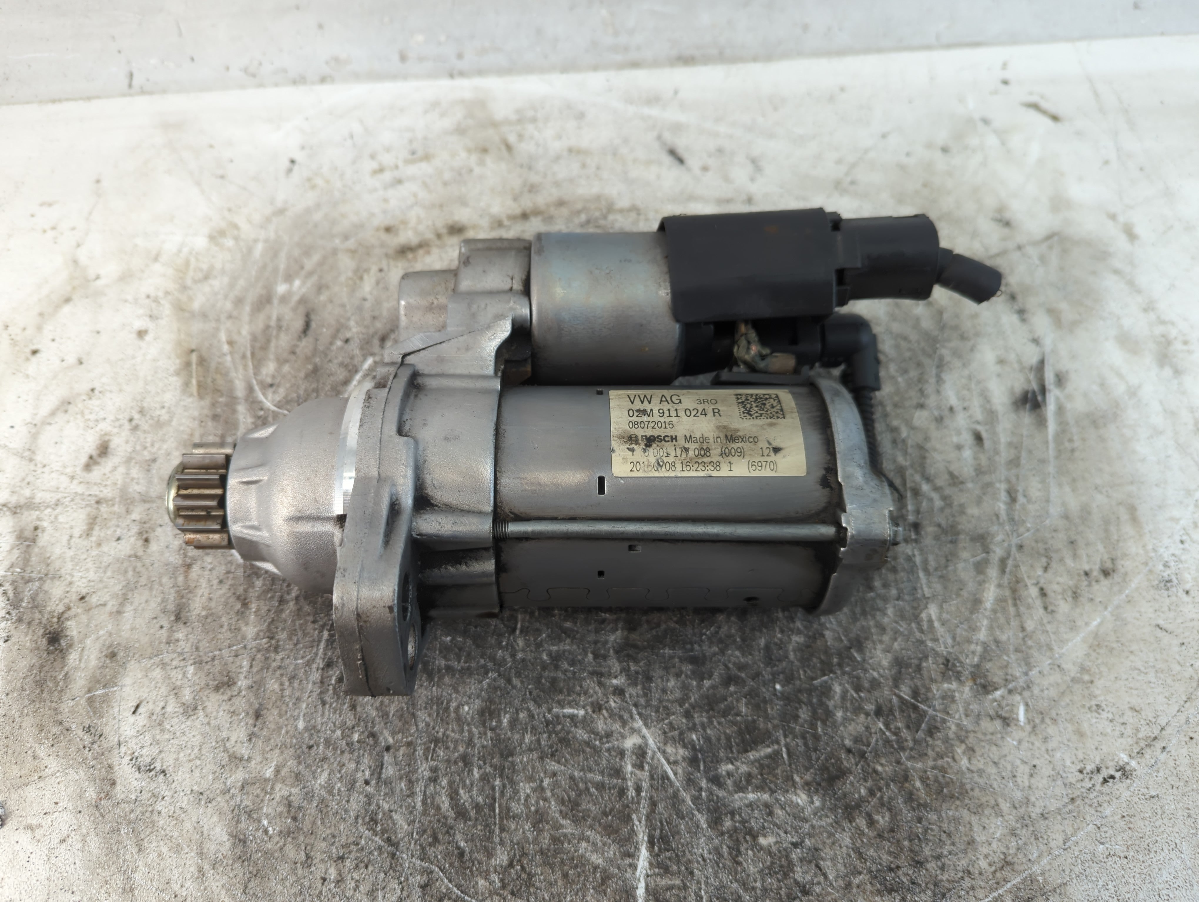 2014-2017 Volkswagen Beetle Car Starter Motor Solenoid OEM P/N:02M 911 024 R Fits Fits 2014 2015 2016 2017 OEM Used Auto Parts - Oemusedautoparts1.com
