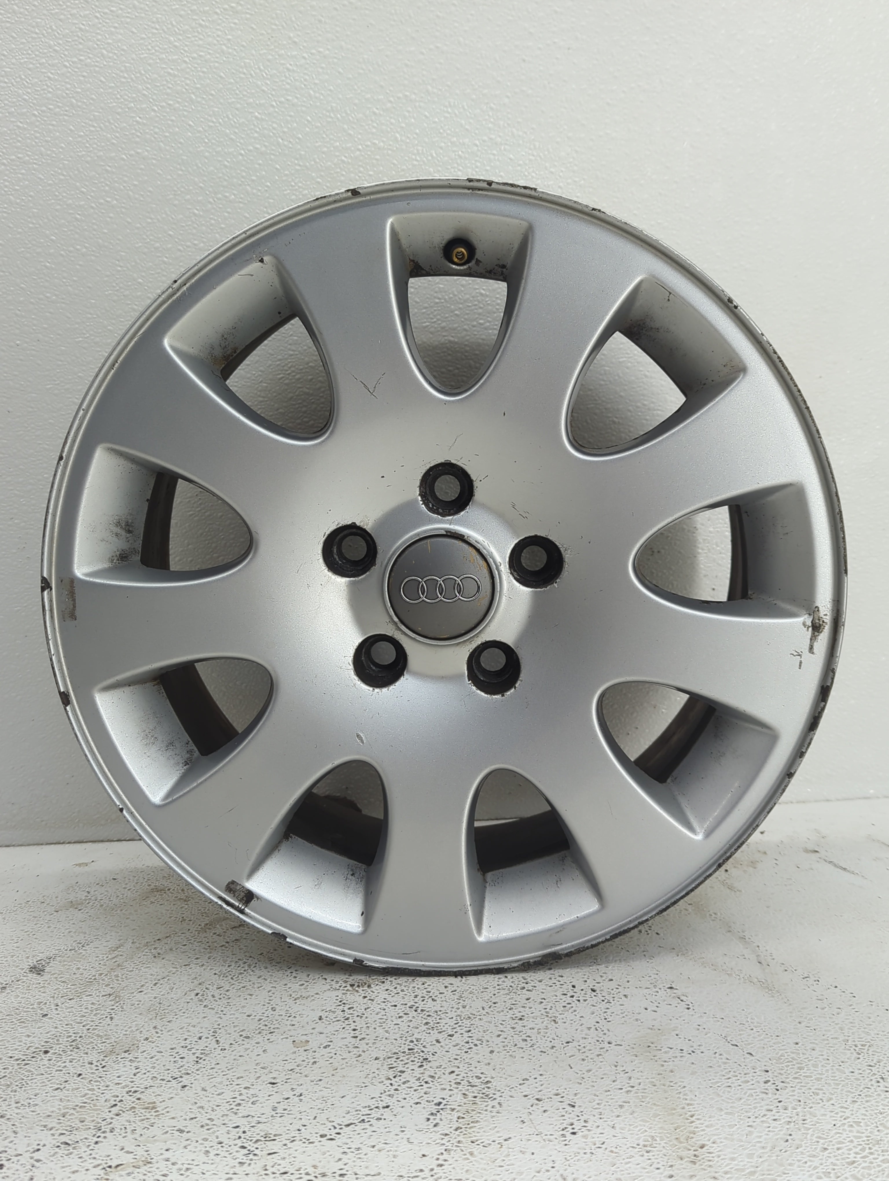 1998-2004 Audi A6 Wheel Rim Oem - Oemusedautoparts1.com