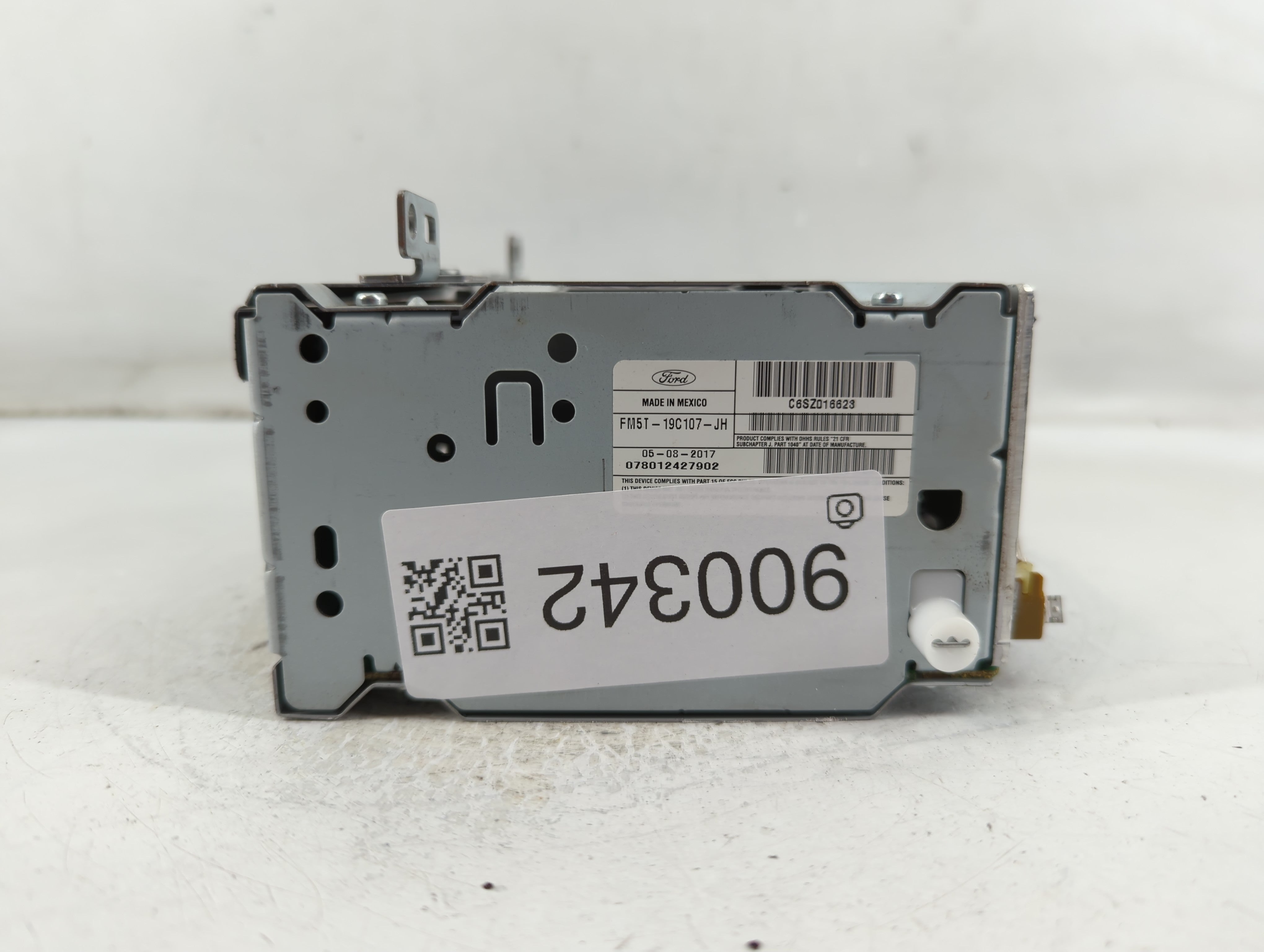 2016-2018 Ford Focus Radio AM FM Cd Player Receiver Replacement P/N:FM5T-19C107-JH Fits Fits 2016 2017 2018 OEM Used Auto Parts - Oemusedautoparts1.com