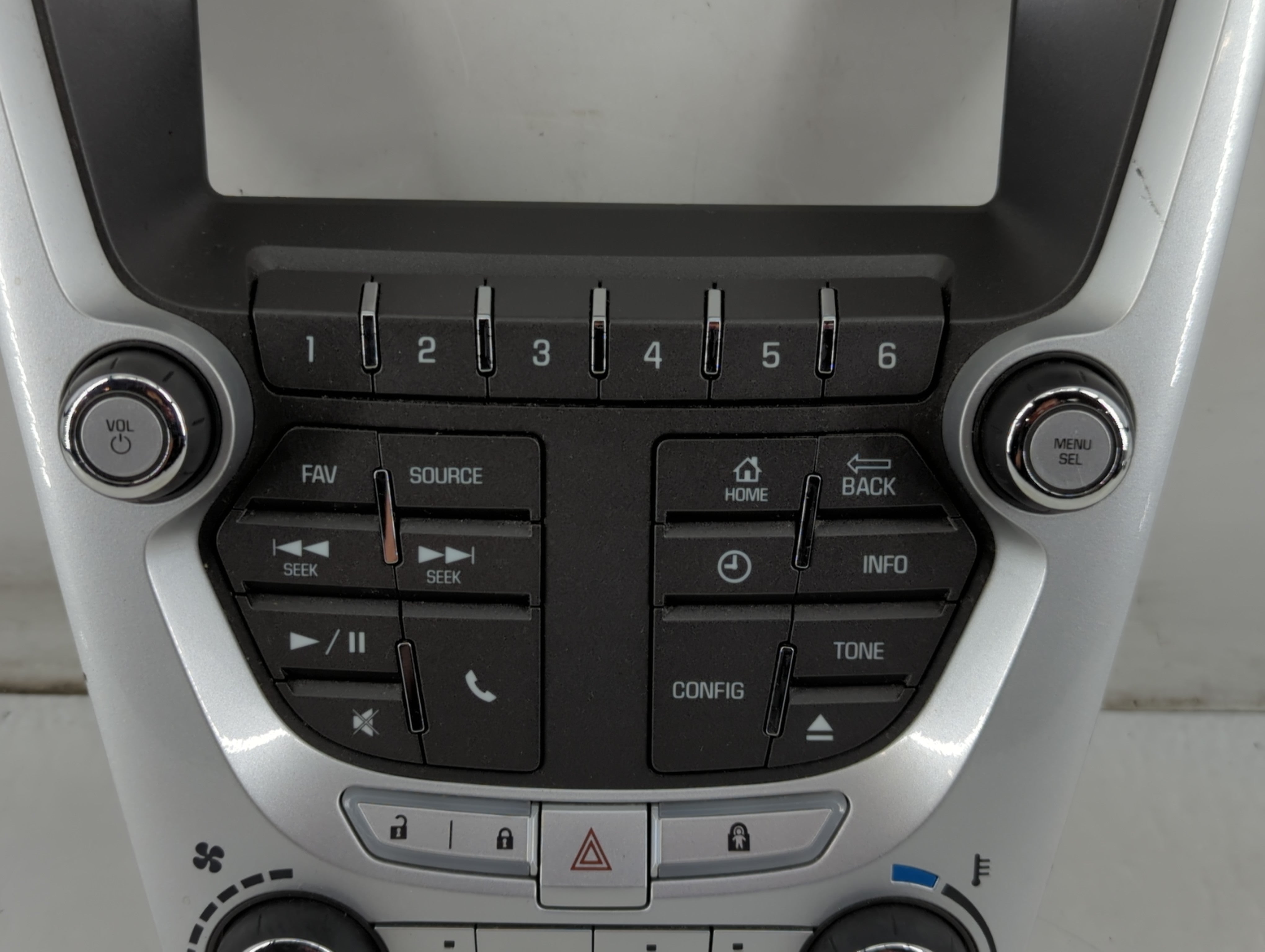 2012-2015 Gmc Terrain Radio AM FM Cd Player Receiver Replacement P/N:22880250 Fits Fits 2012 2013 2014 2015 OEM Used Auto Parts - Oemusedautoparts1.com